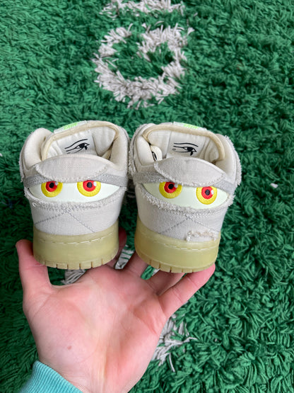 Nike Dunk Low SB “Mummy”