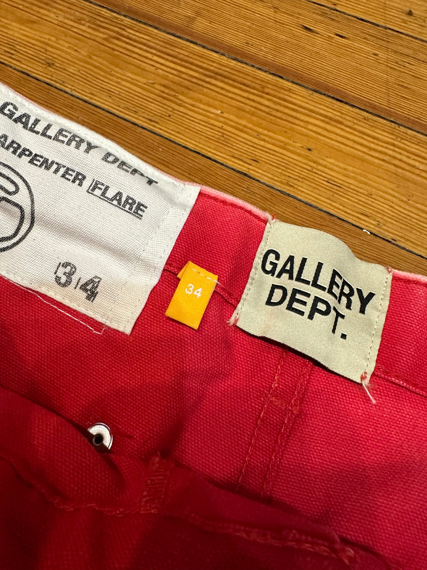 Gallery Dept Carpenter Flairs “Red”