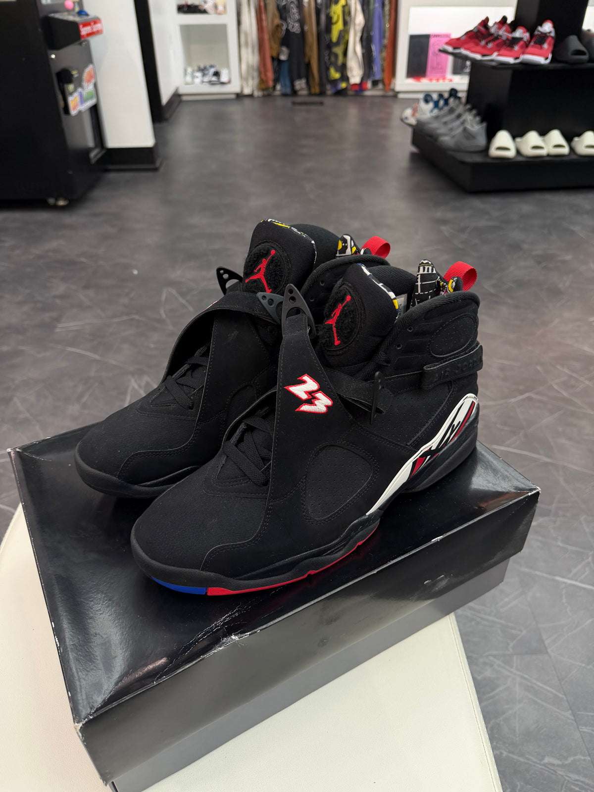 Jordan 8 Retro Playoffs (2023)