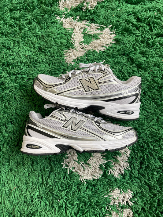 New Balance 740 “Pearl Grey White”