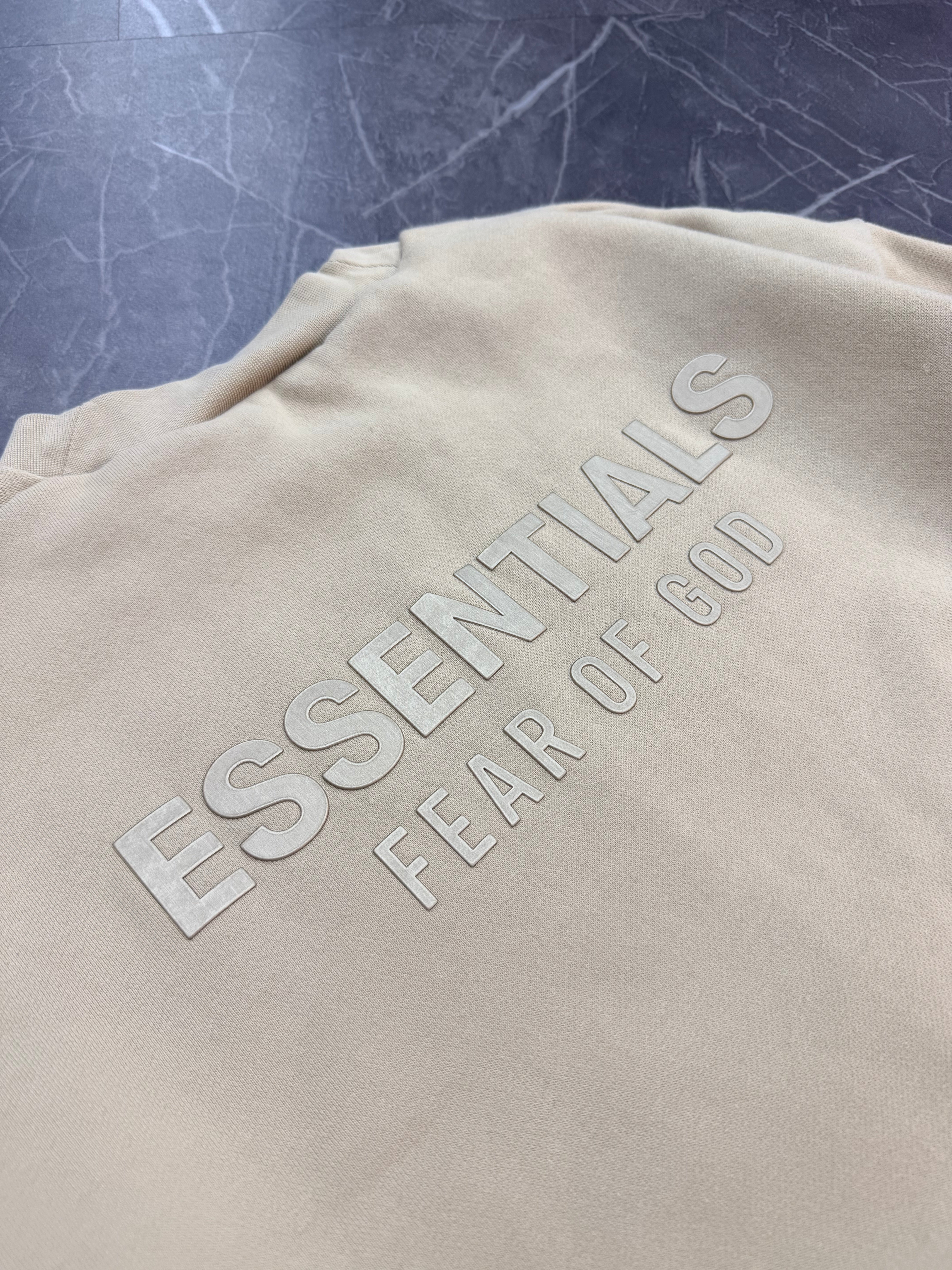 Essentials Crewneck Linen