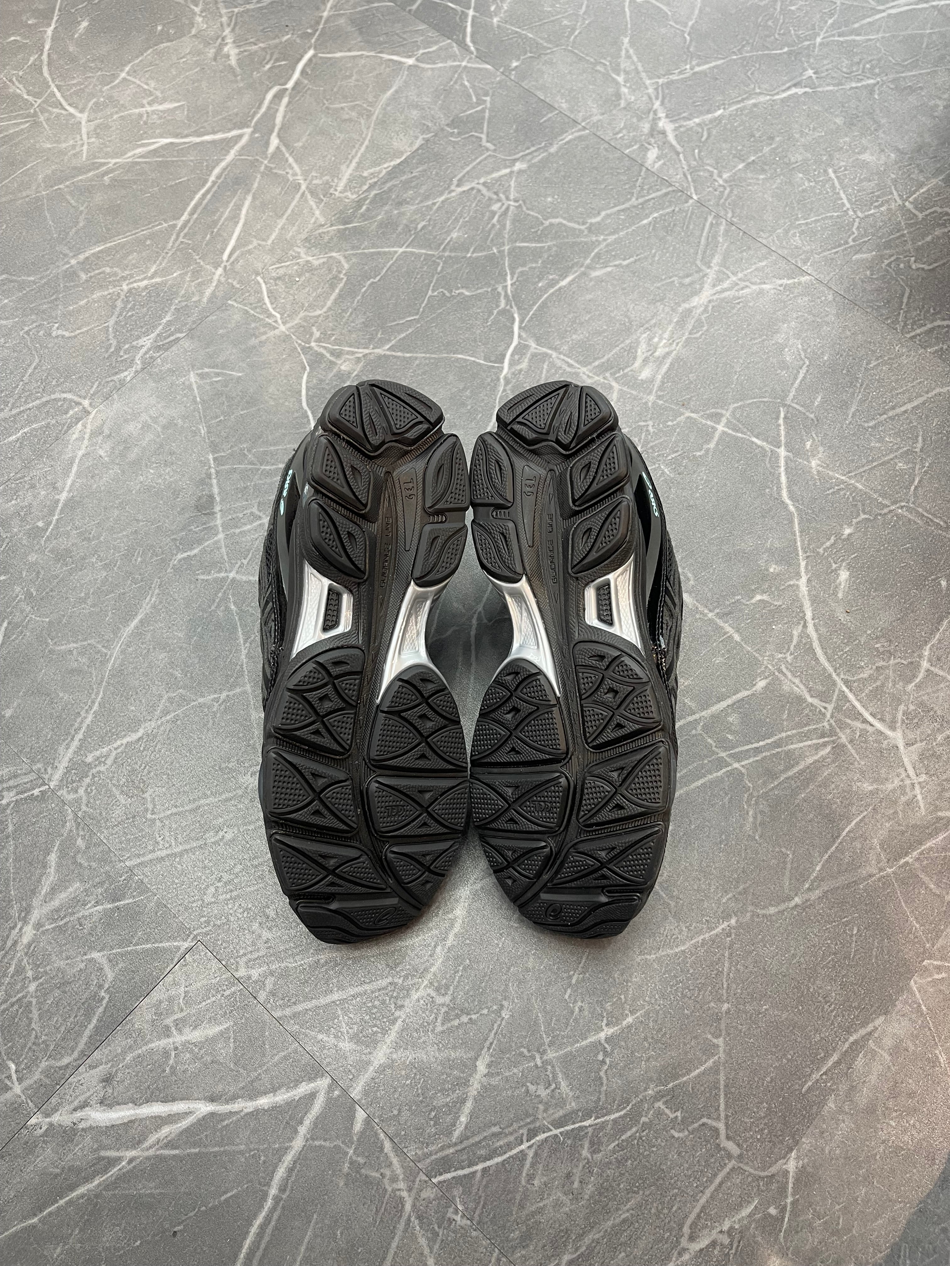 ASICS Gel-NYC “Black Graphite Grey”