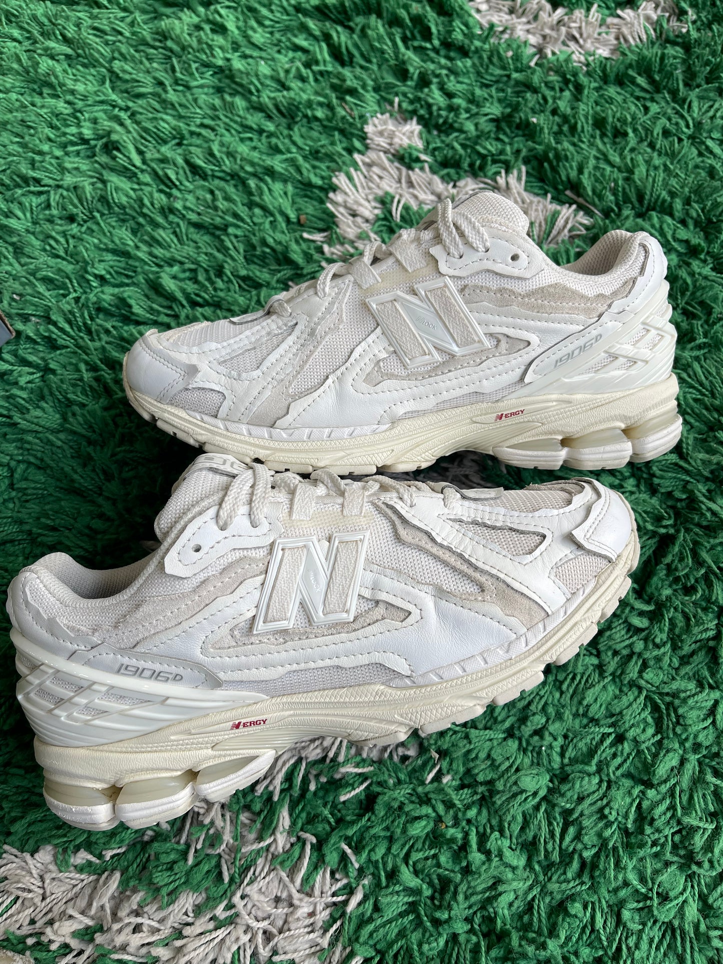 New Balance 1906r Protection Pack “White”