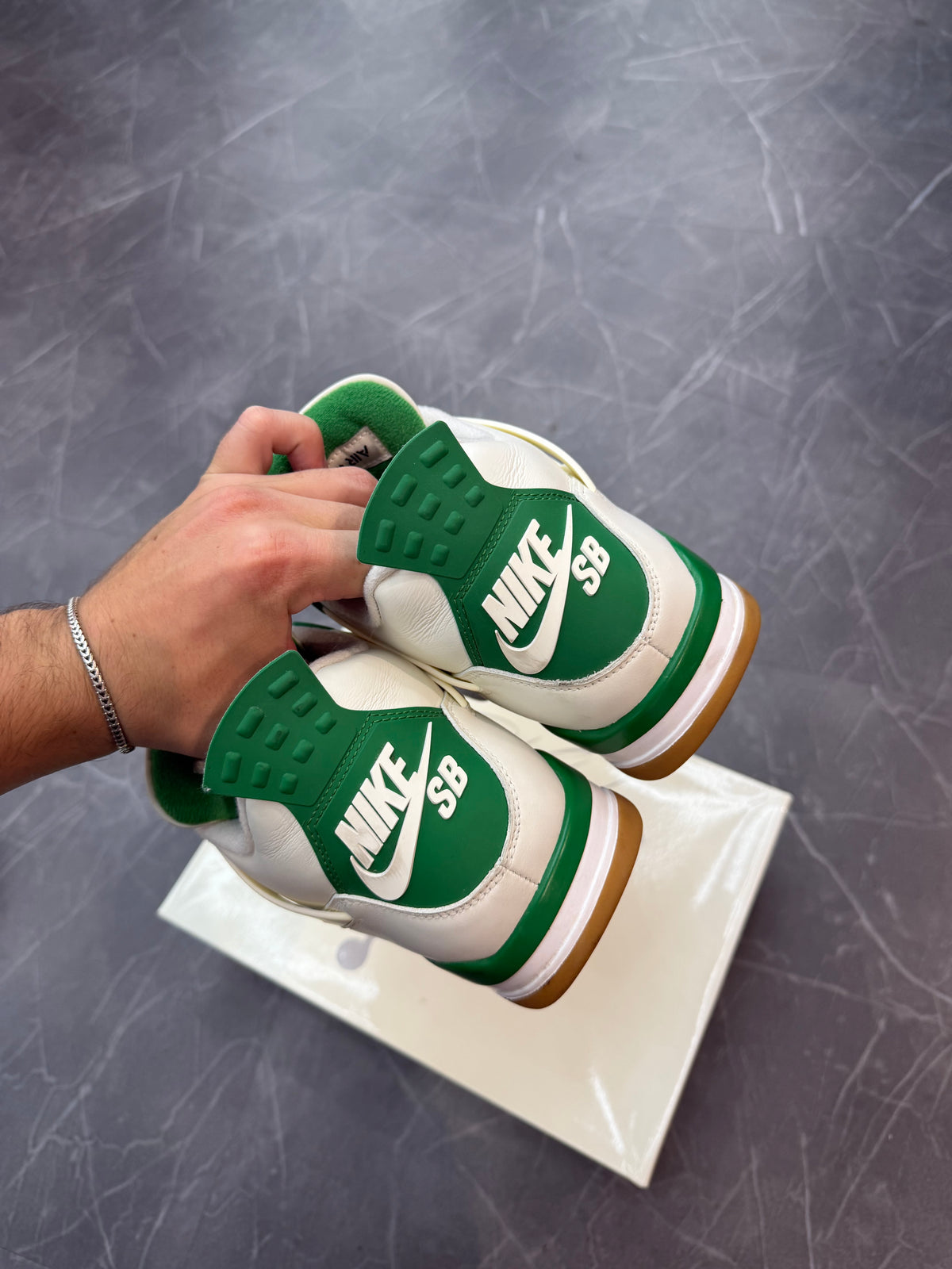 Jordan 4 SB Pine Green