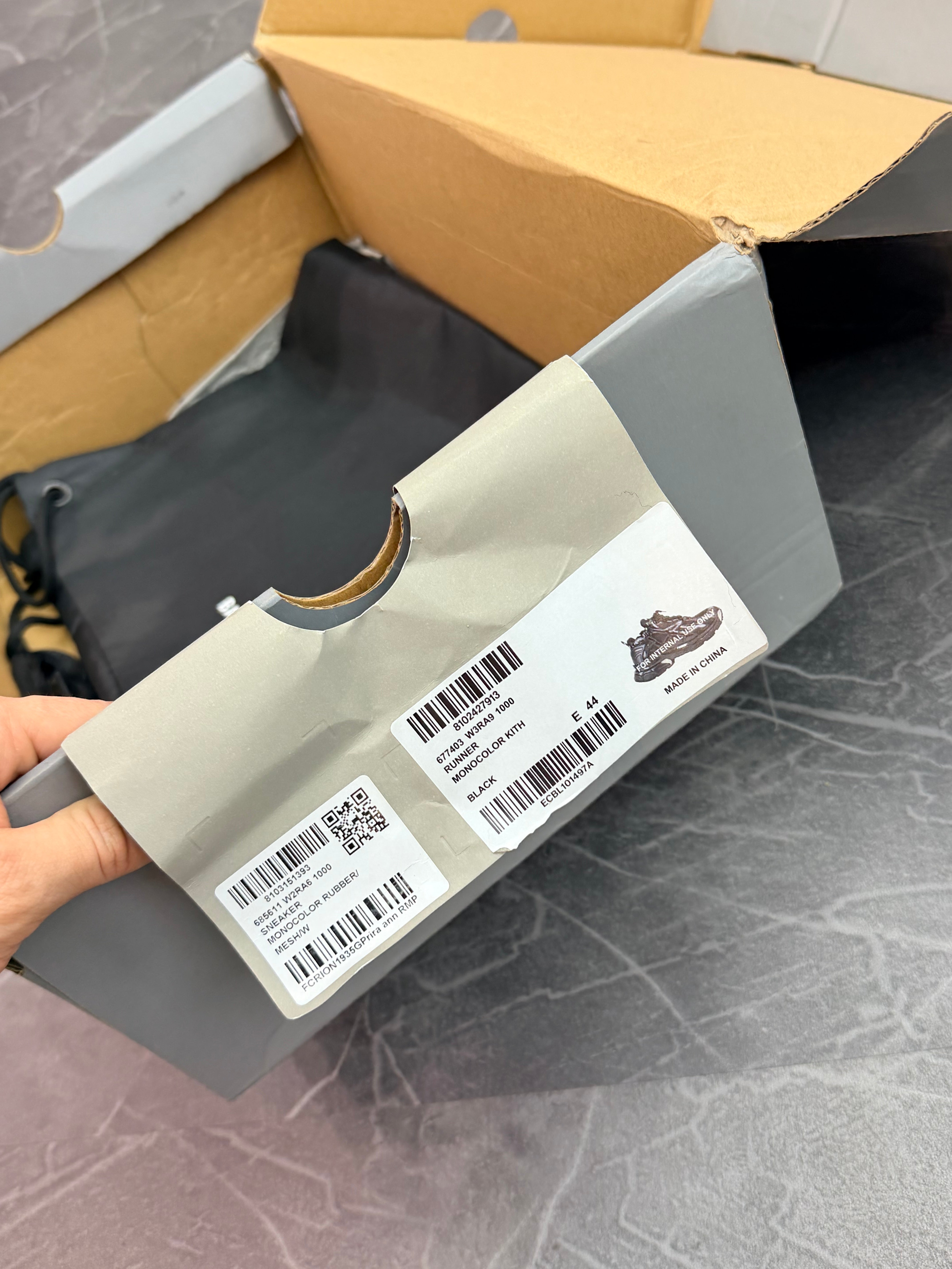 Balenciaga Runner Black