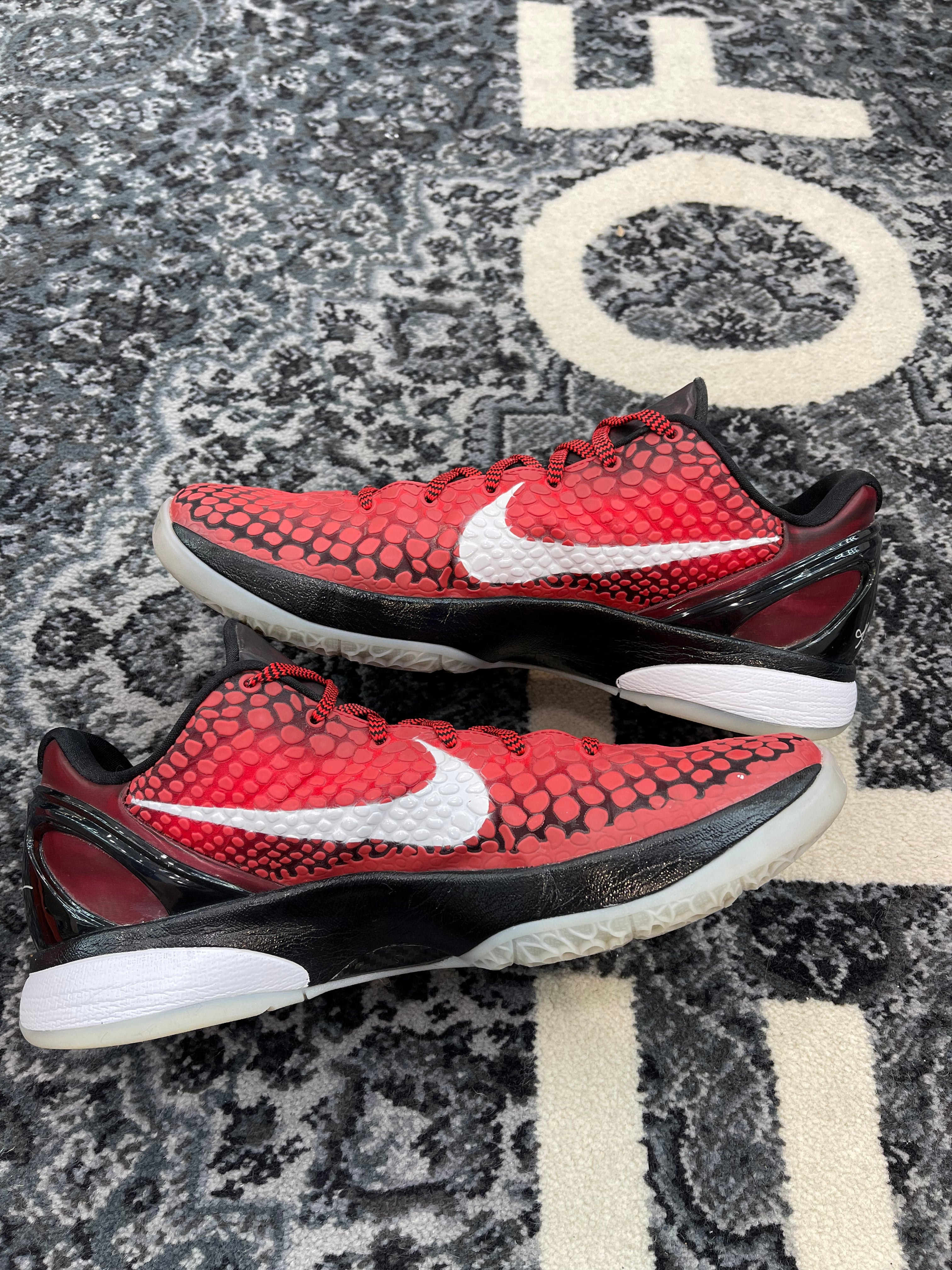 Kobe 6 “All Star Challenge Red” (2010)