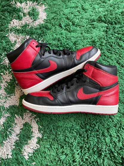 Jordan 1 High “Bred Banned” (2016)