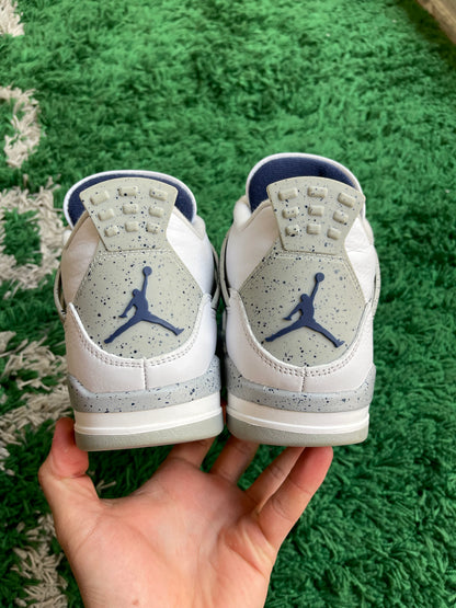Jordan 4 “Midnight Navy”
