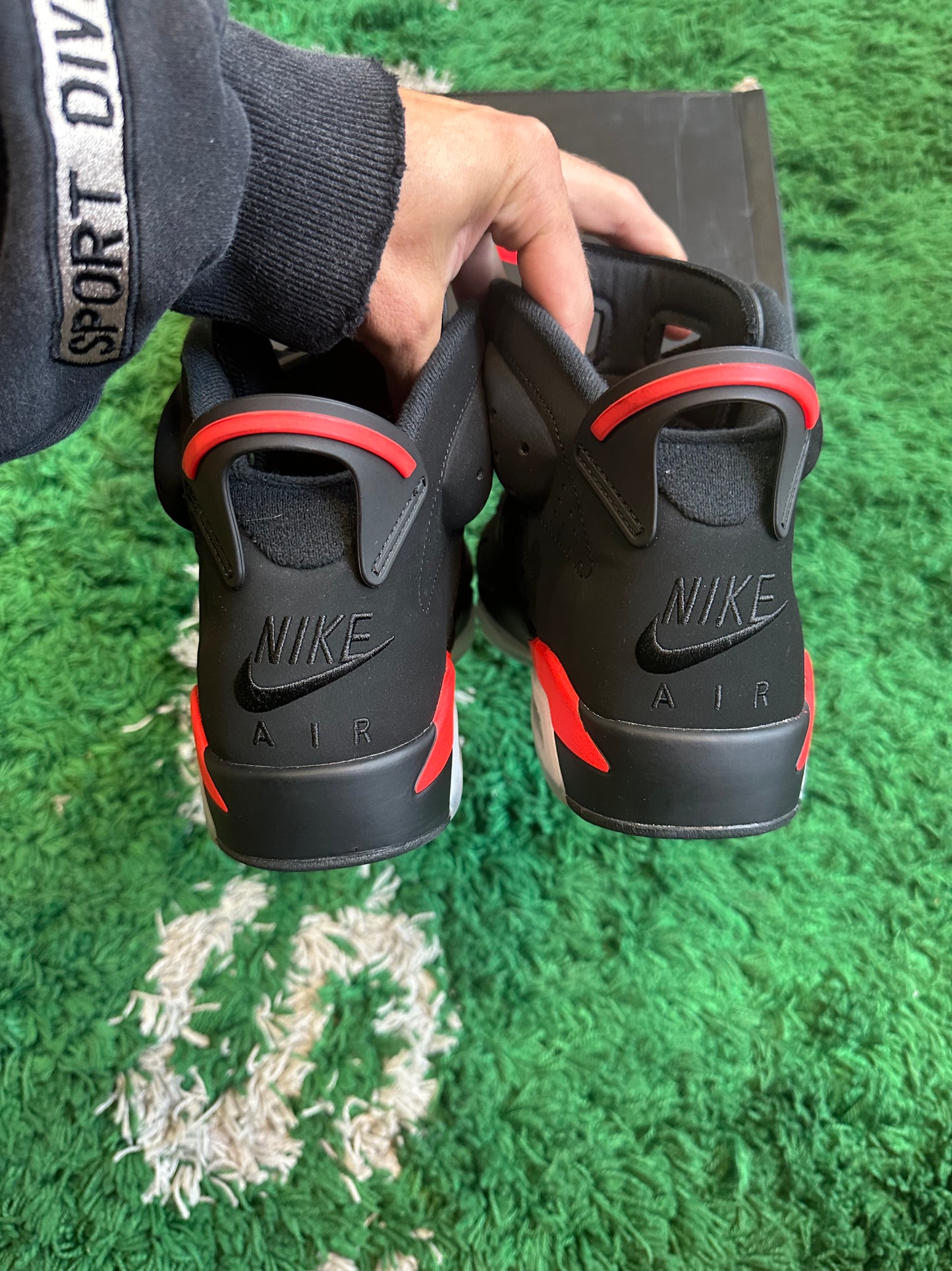 Jordan 6 “Infrared”