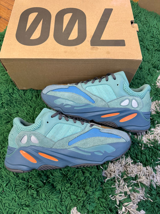 Yeezy 700 “Faded Azure”