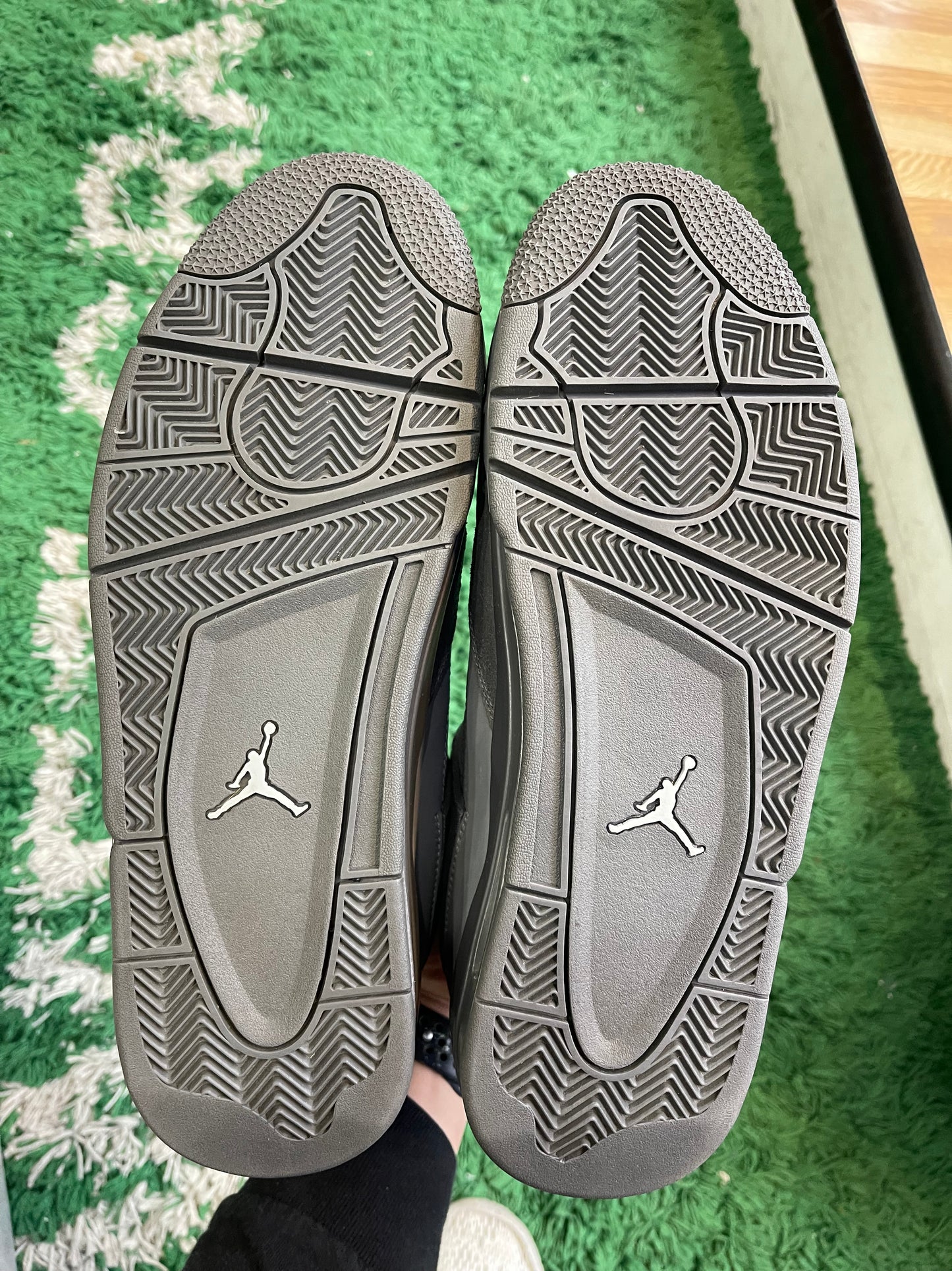 Jordan 4 “Wet Cement”