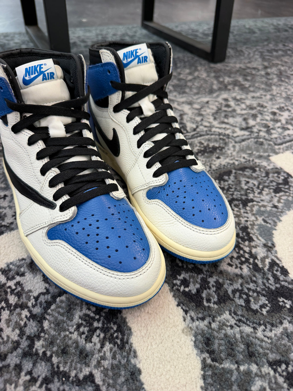 Jordan 1 High x Travis Scott “Fragment”