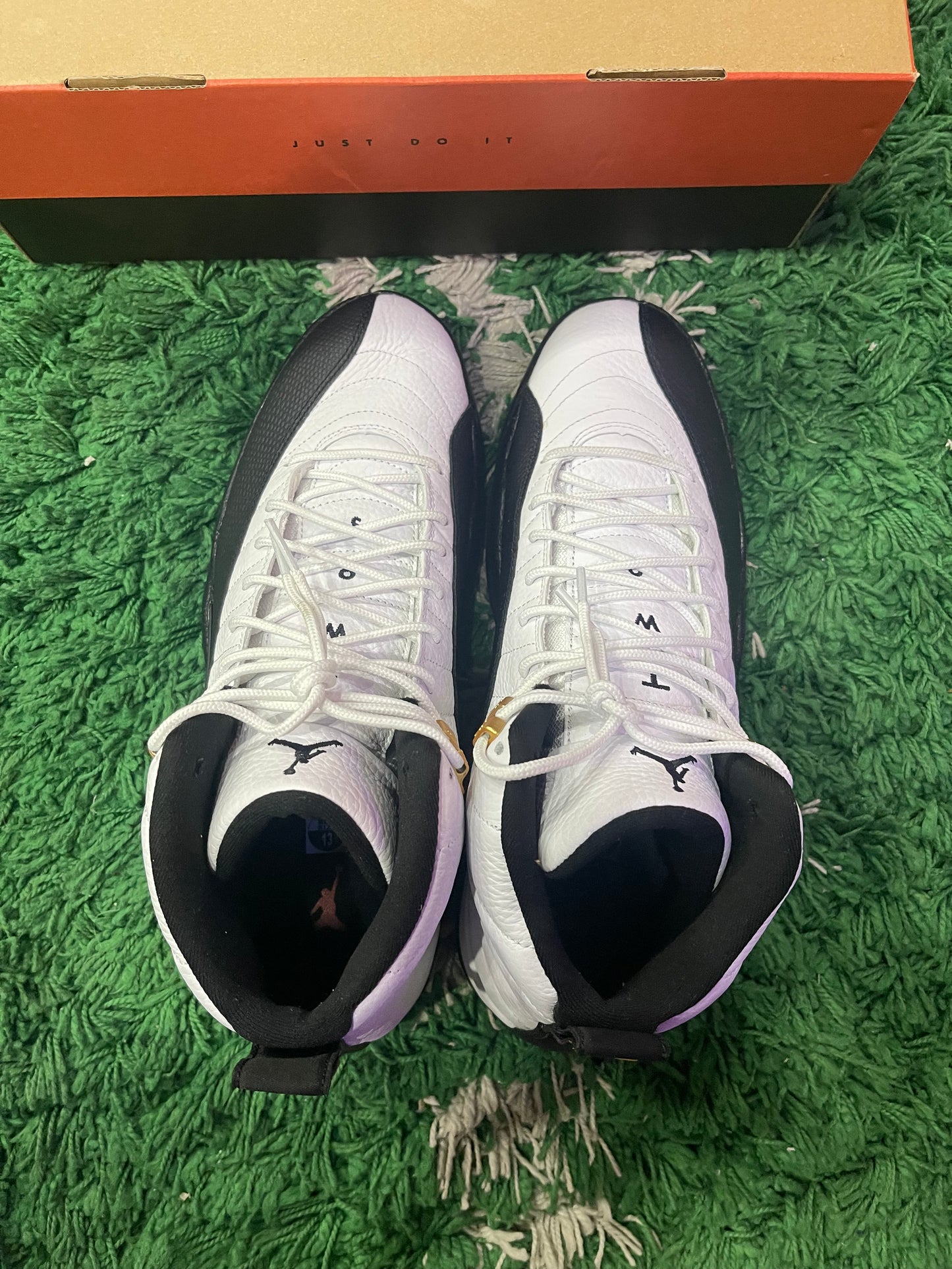 Jordan 12 “Taxi”