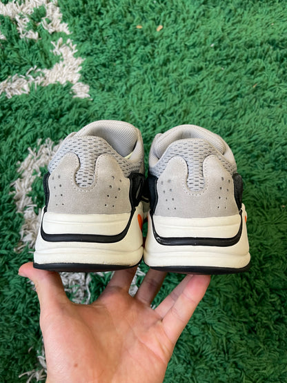 Yeezy 700 “Wave Runner”