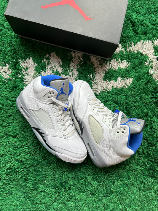 Jordan 5 “White Stealth”