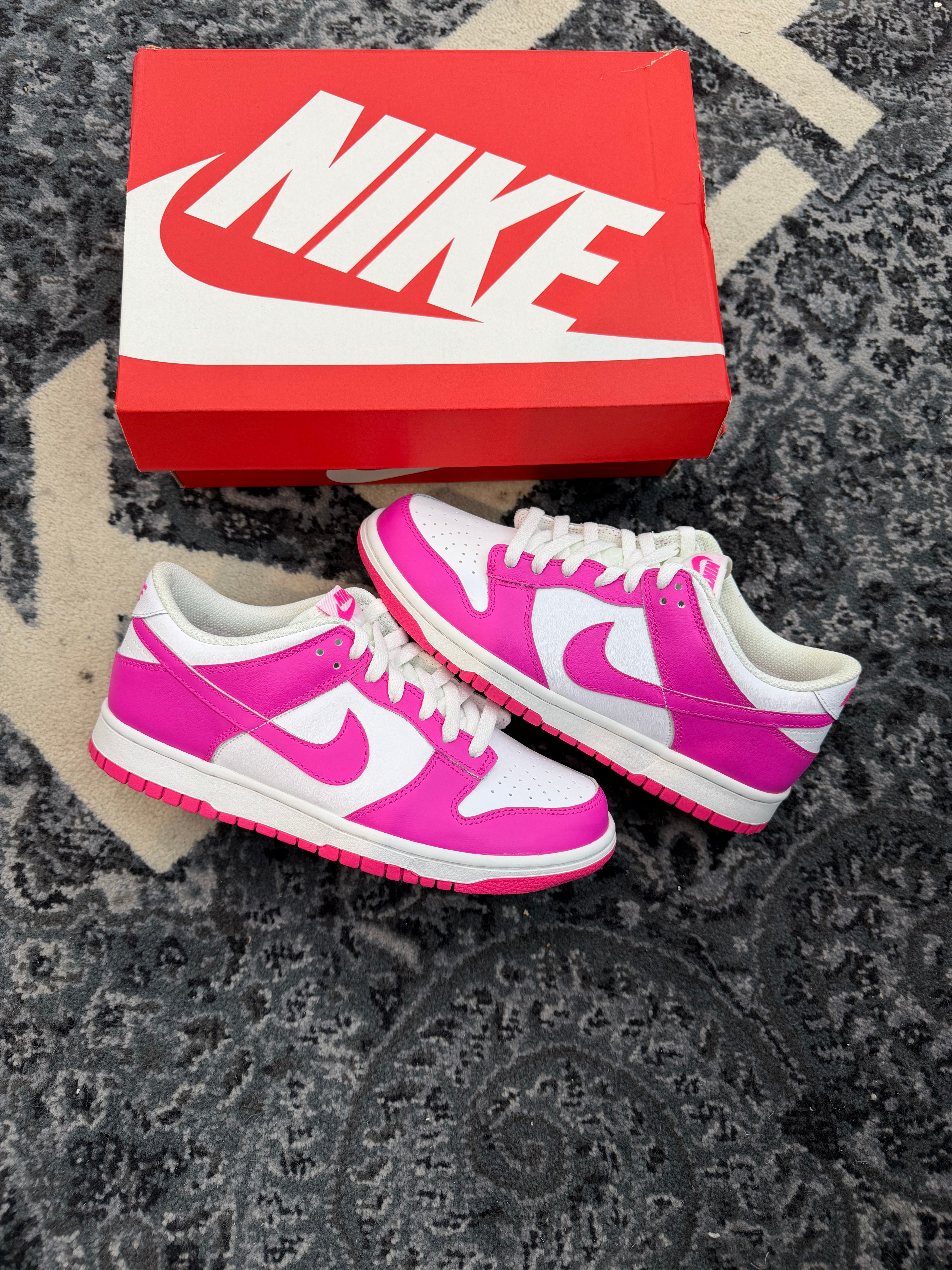 Nike Dunk Low “Laser Fuchsia”