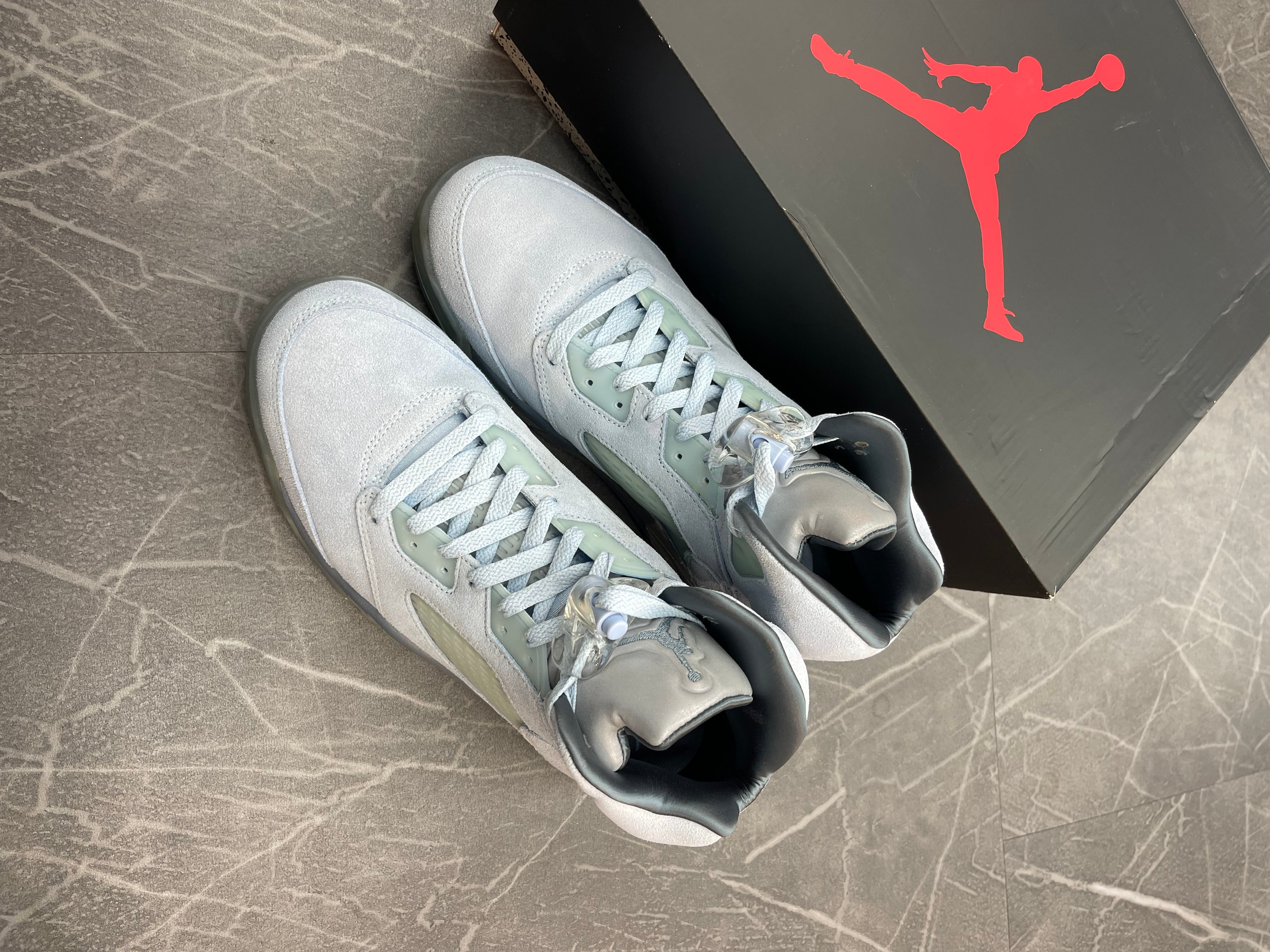 Jordan 5 “Bluebird”