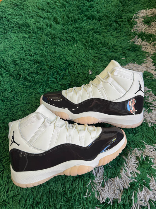 Jordan 11 “Neapolitan”