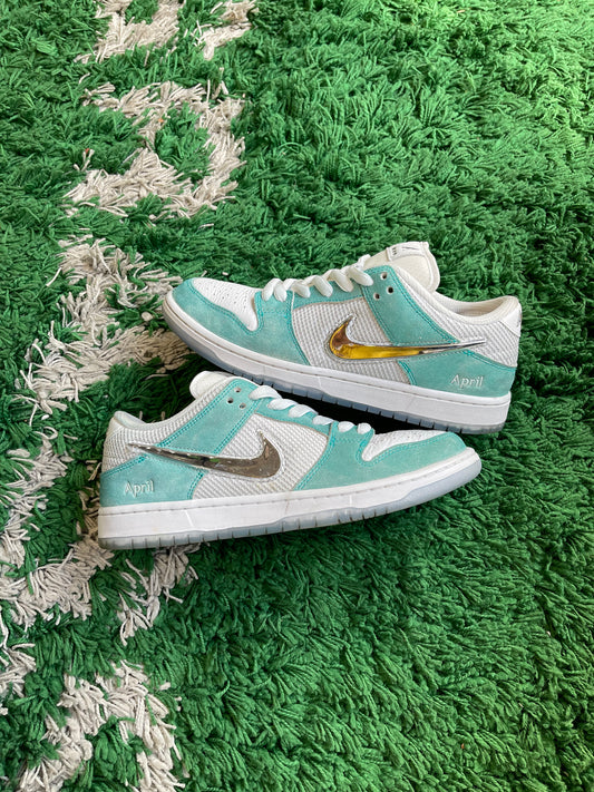 Nike SB Dunk Low “April Skateboards”