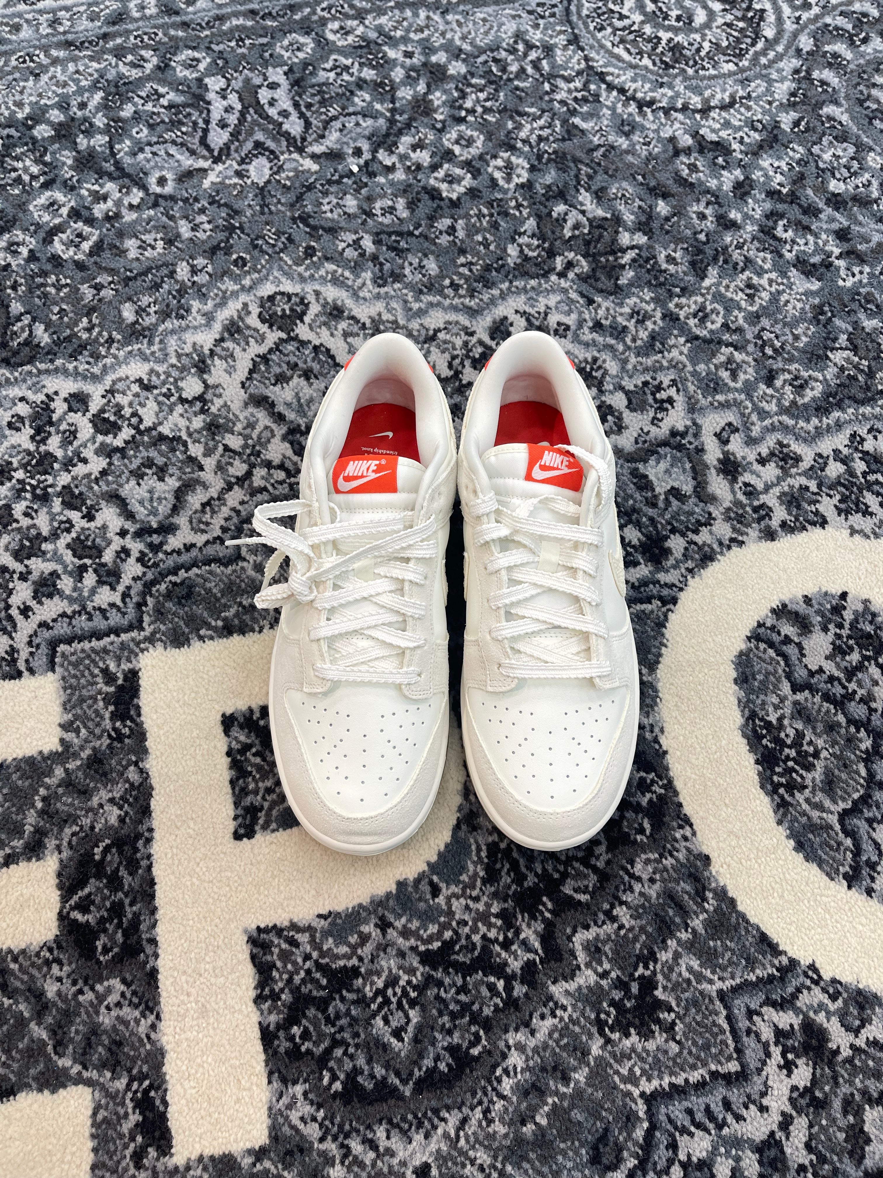 Nike Dunk Low “Friendship Knot”