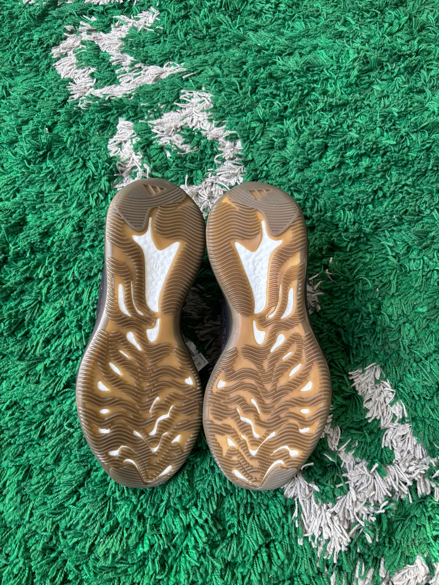 Yeezy 380 “Onyx”