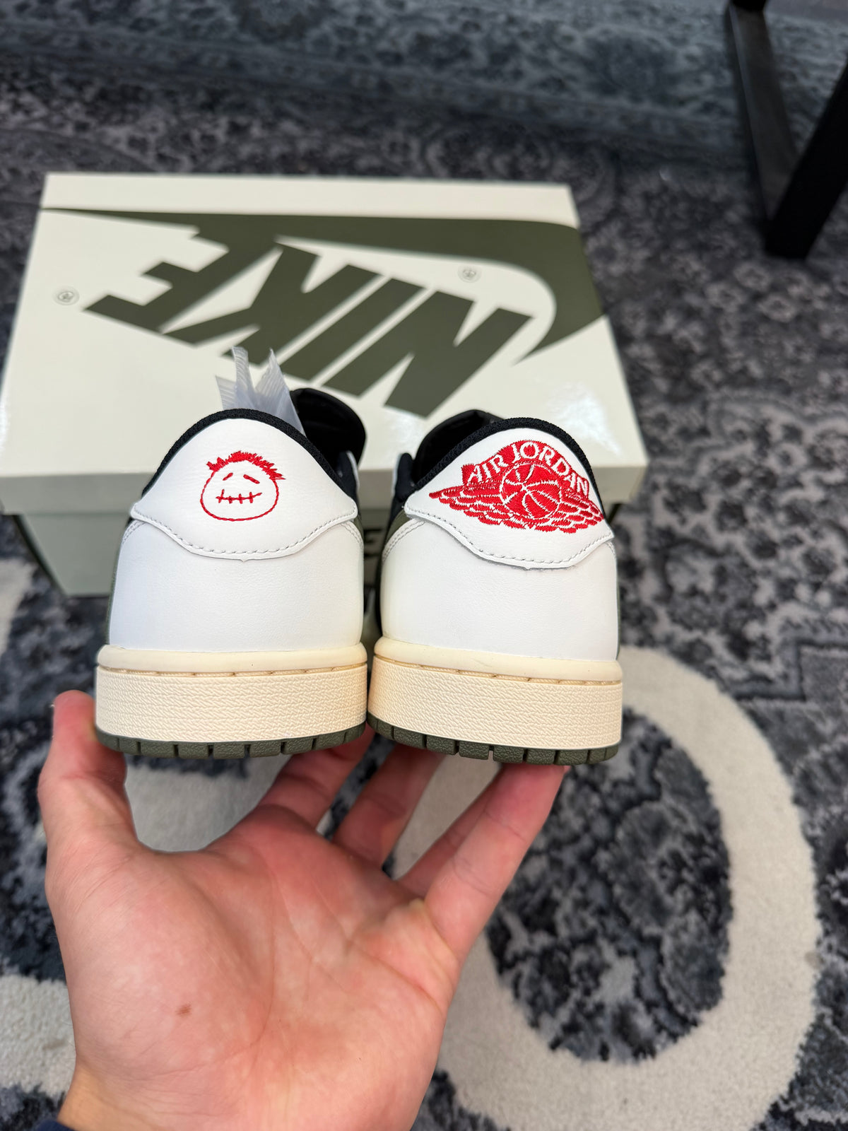 Jordan 1 Low x Travis Scott “Olive”