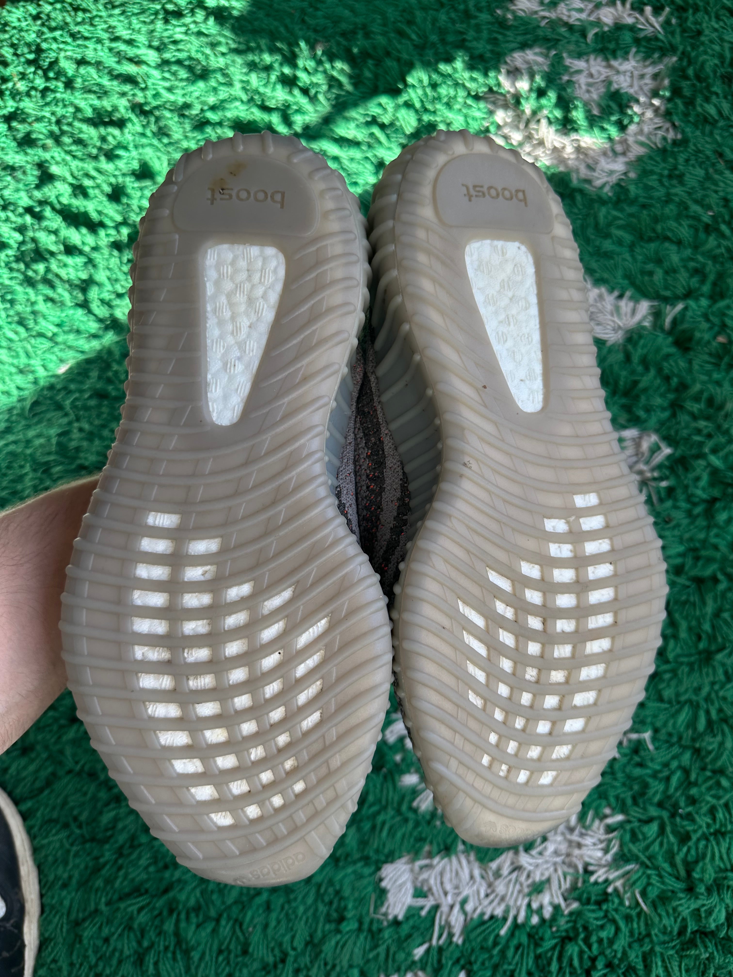Yeezy 350 “V2 Beluga”
