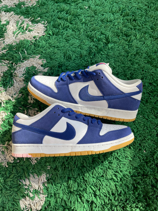 Nike SB Dunk Low “Dodgers”