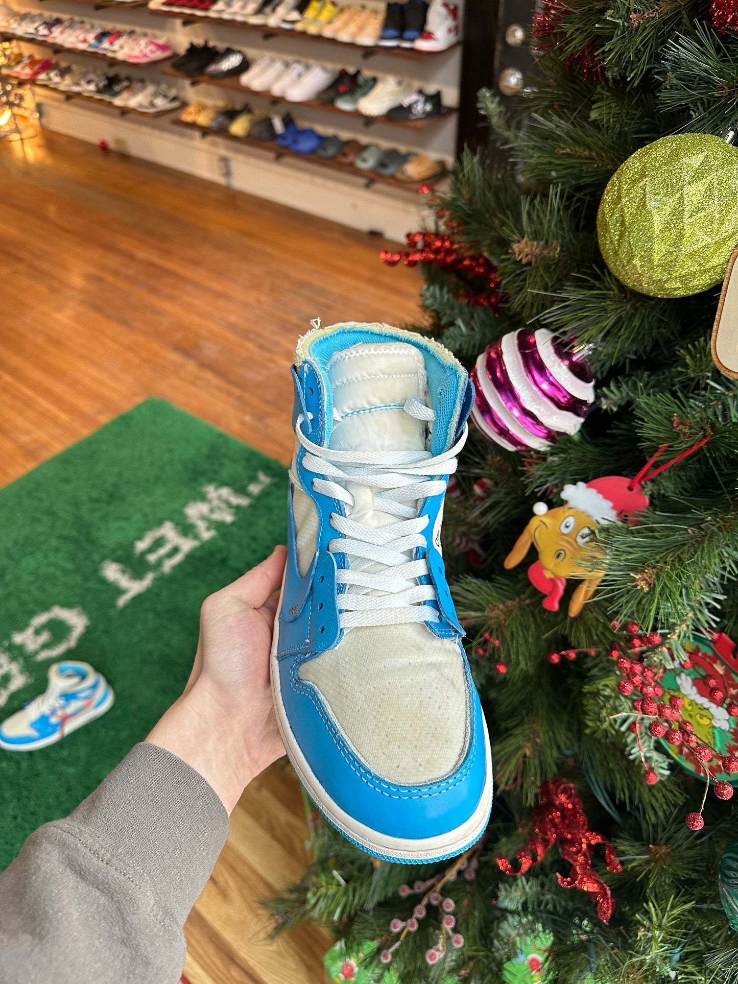 Off-White Jordan 1 High “UNC”