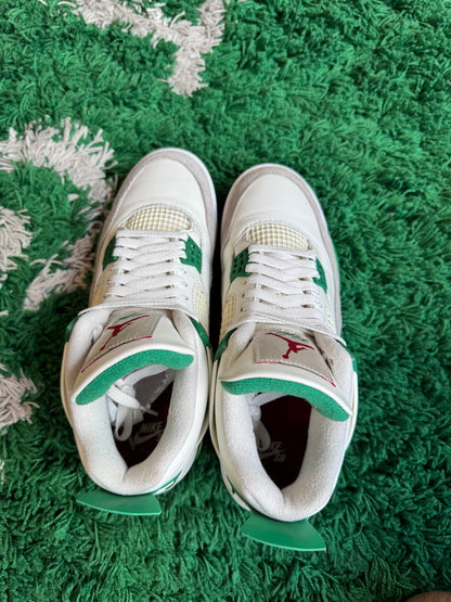 Jordan 4 SB “Pine Green”