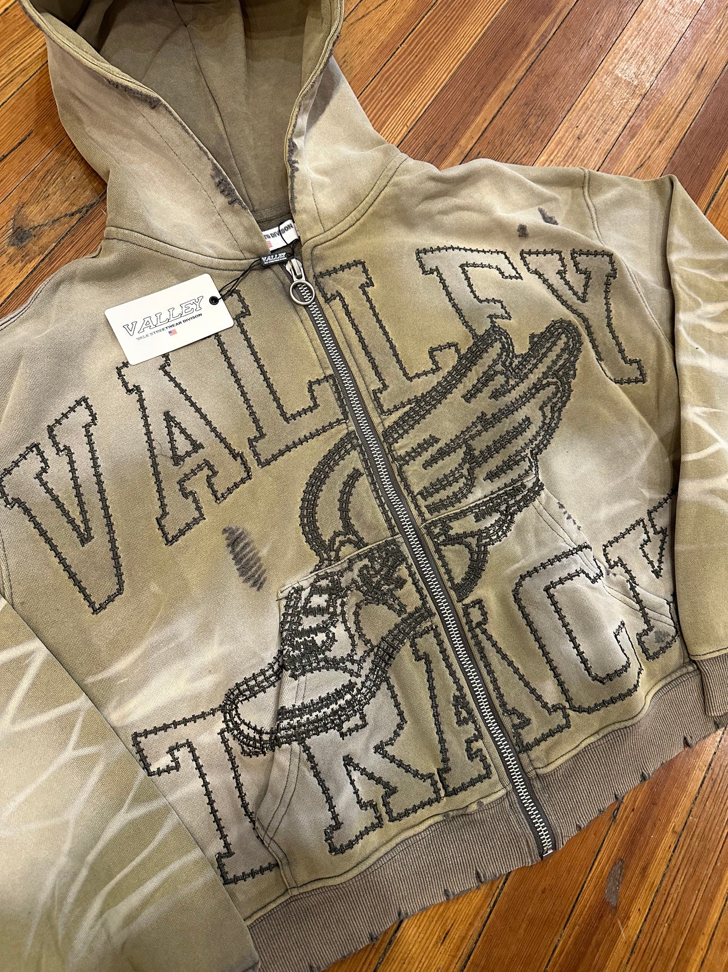 Vale Forever “Sand Garden” Zip Up