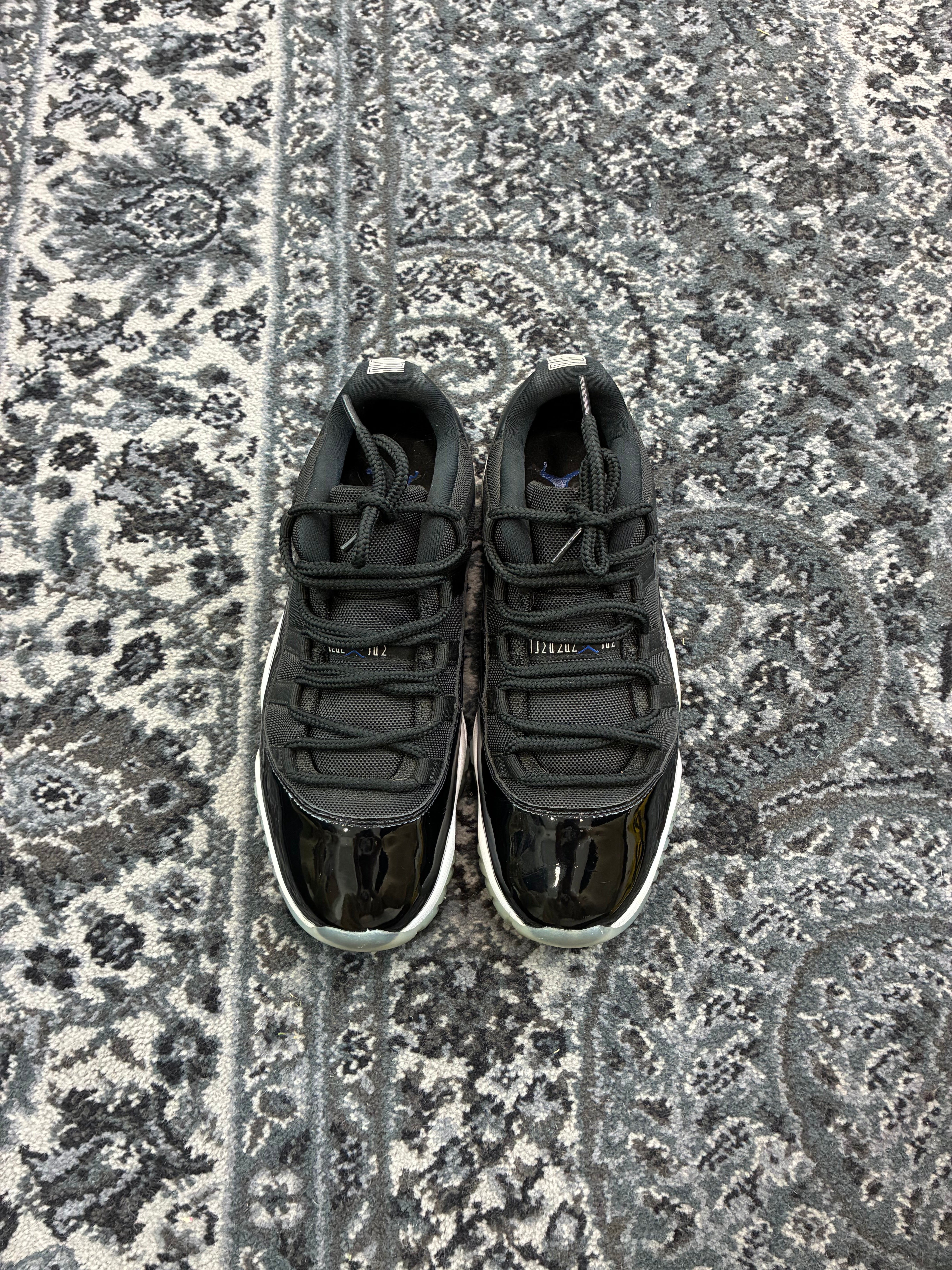 Jordan 11 Low “Space Jam”
