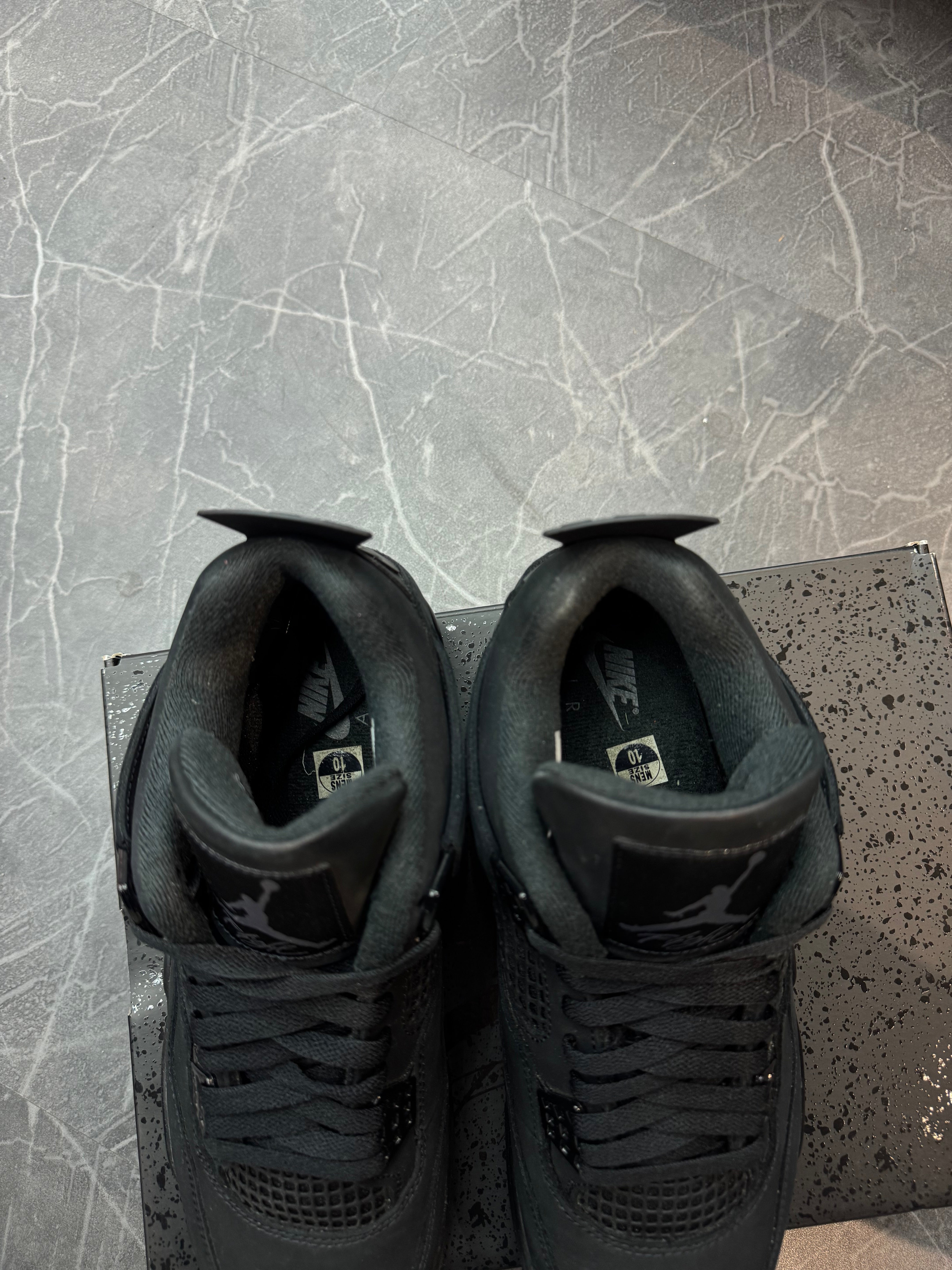 Jordan 4 Black Cat