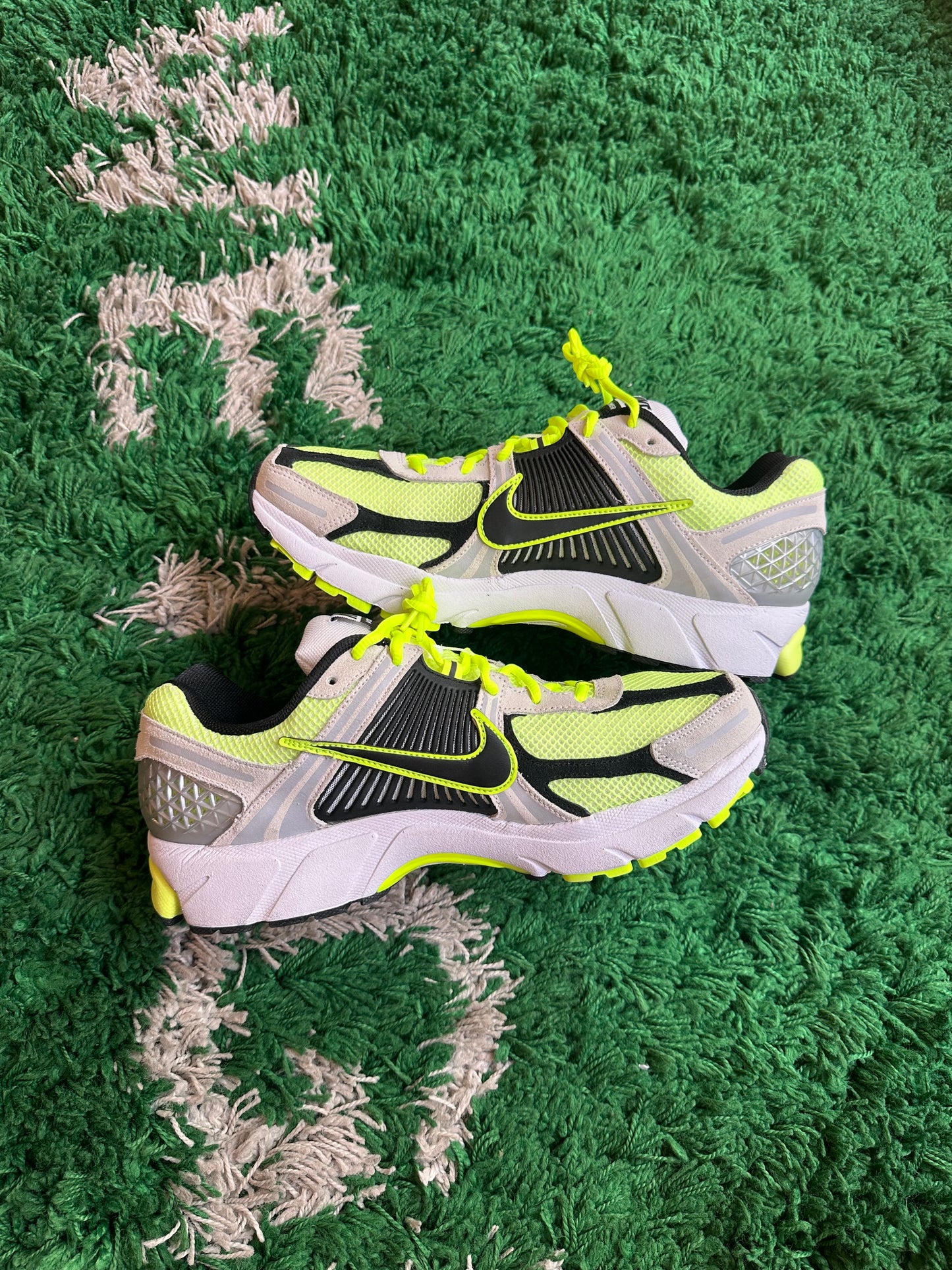 Nike Vomero 5 “Lime”