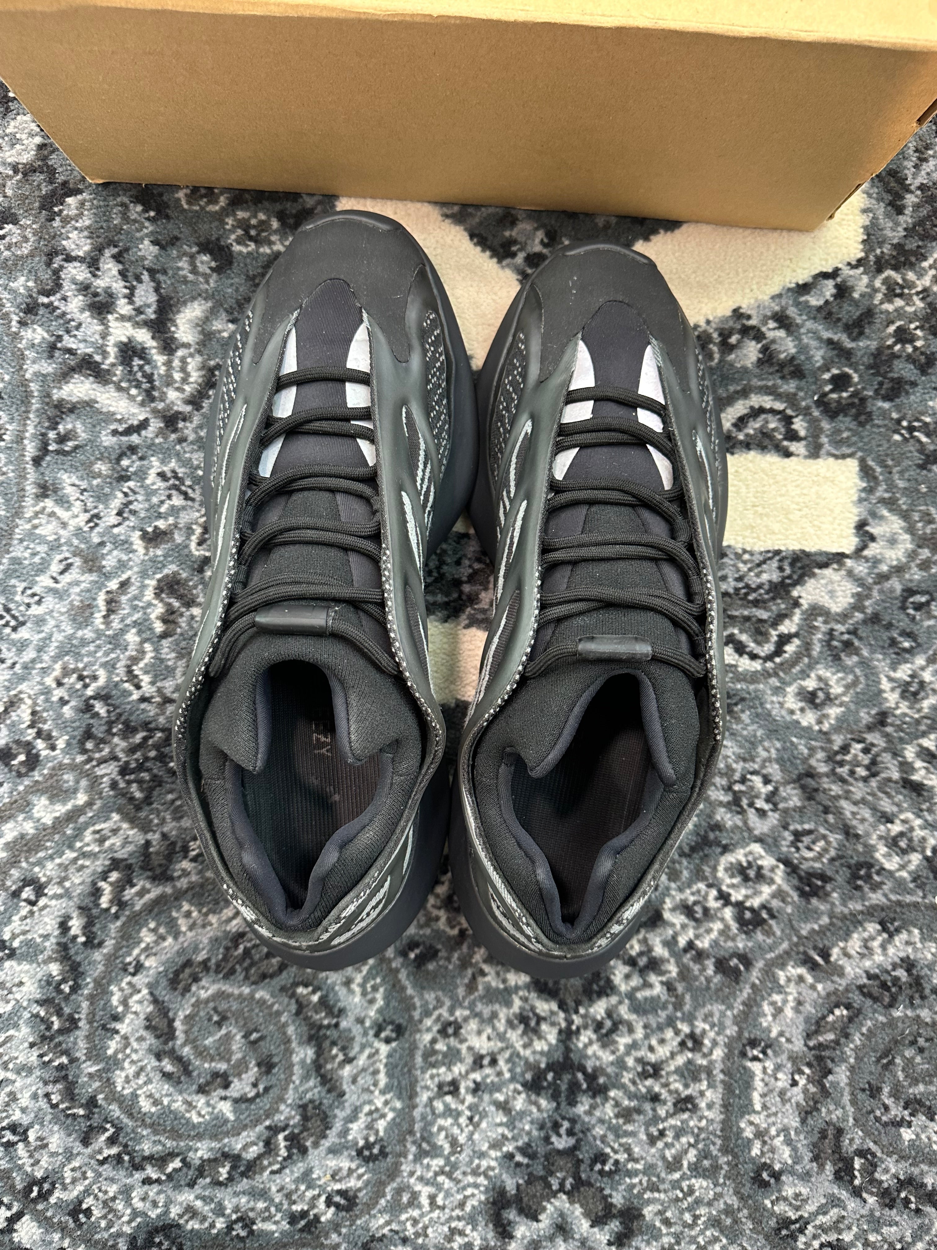 Yeezy 700 “Dark Glow”