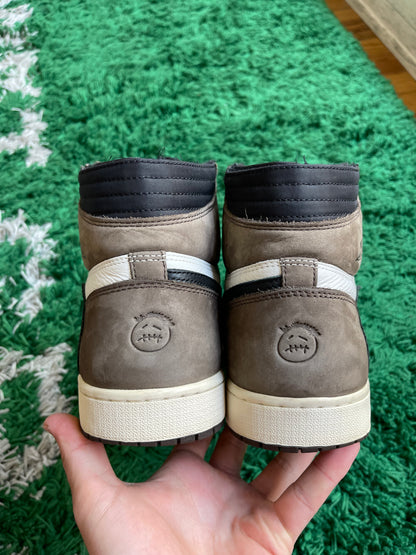 Travis Scott Jordan 1 High “Mocha”