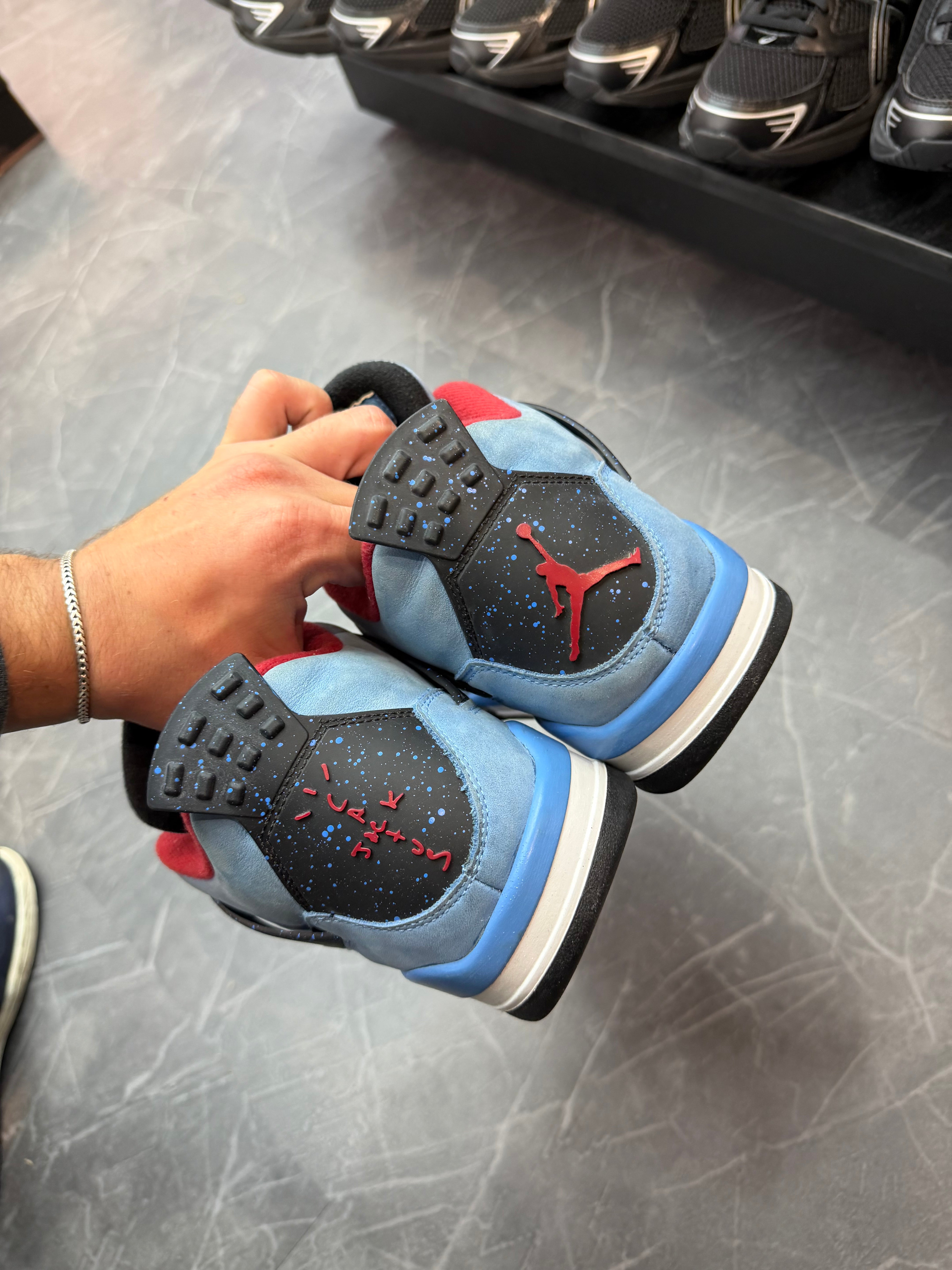 Jordan 4 Travis Scott Cactus Jack