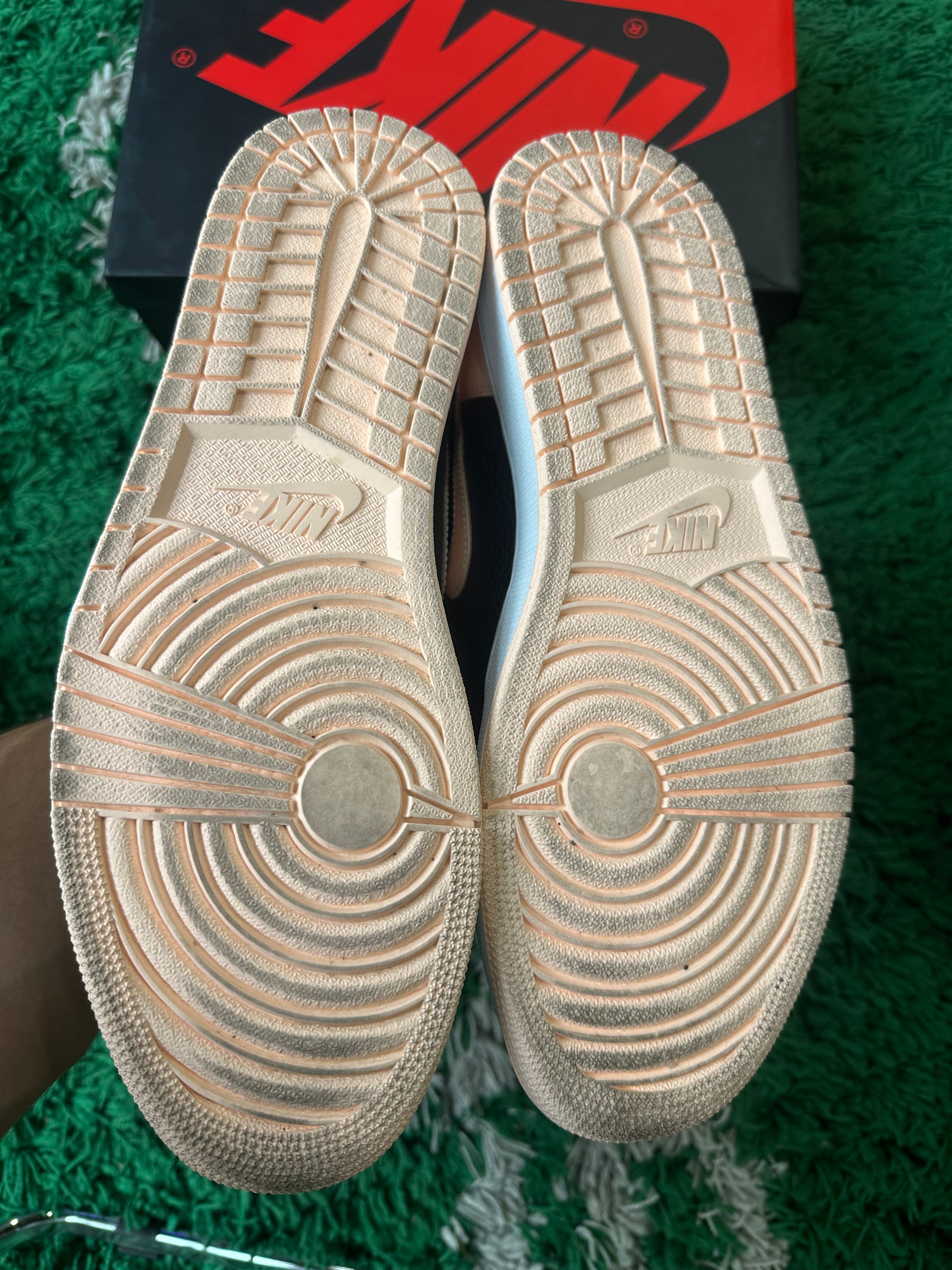 Jordan 1 “Black Crimson Tint”