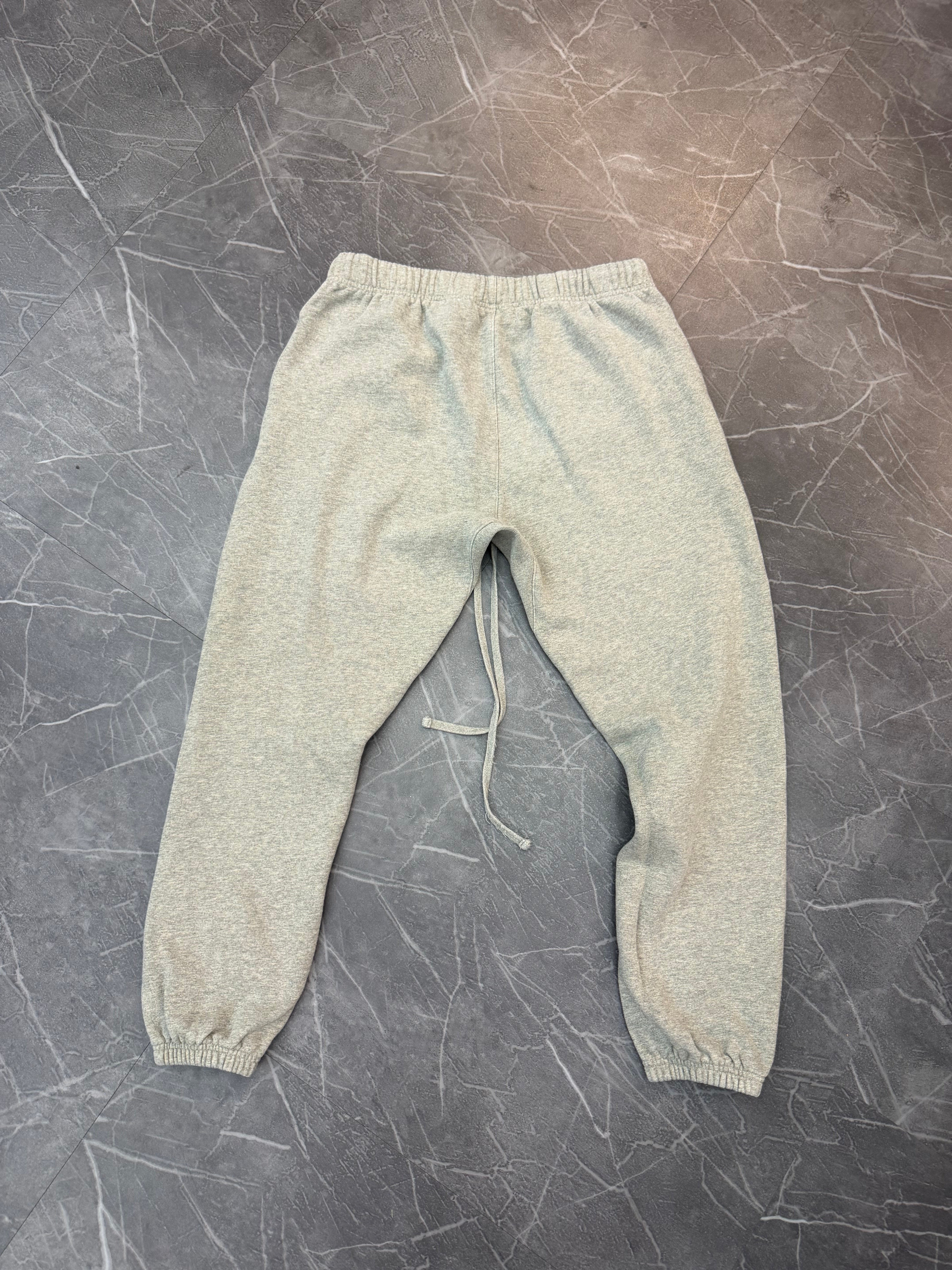 Essential Sweatpants “Light Oatmeal”