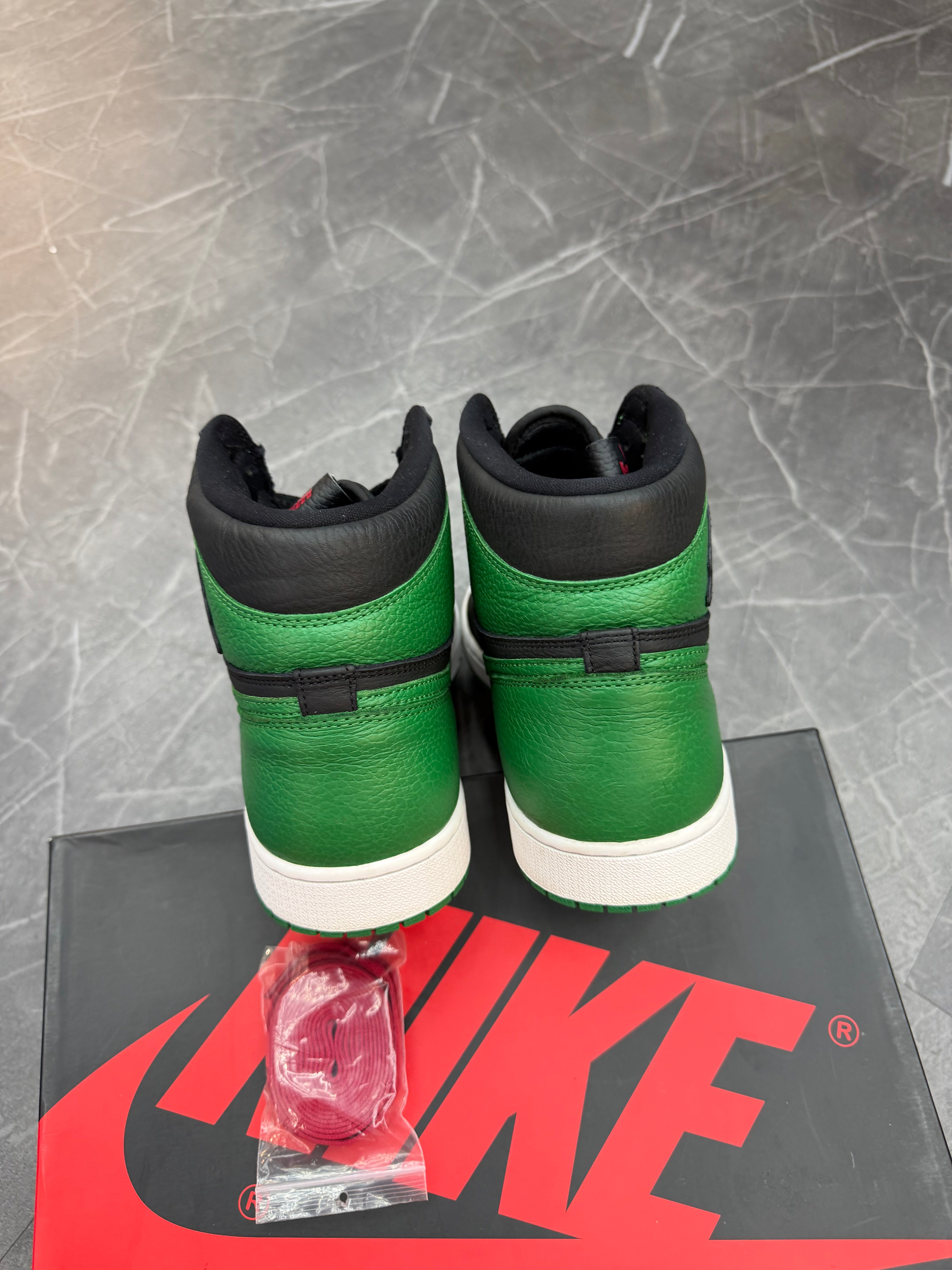 Jordan 1 “Pine Green Black”