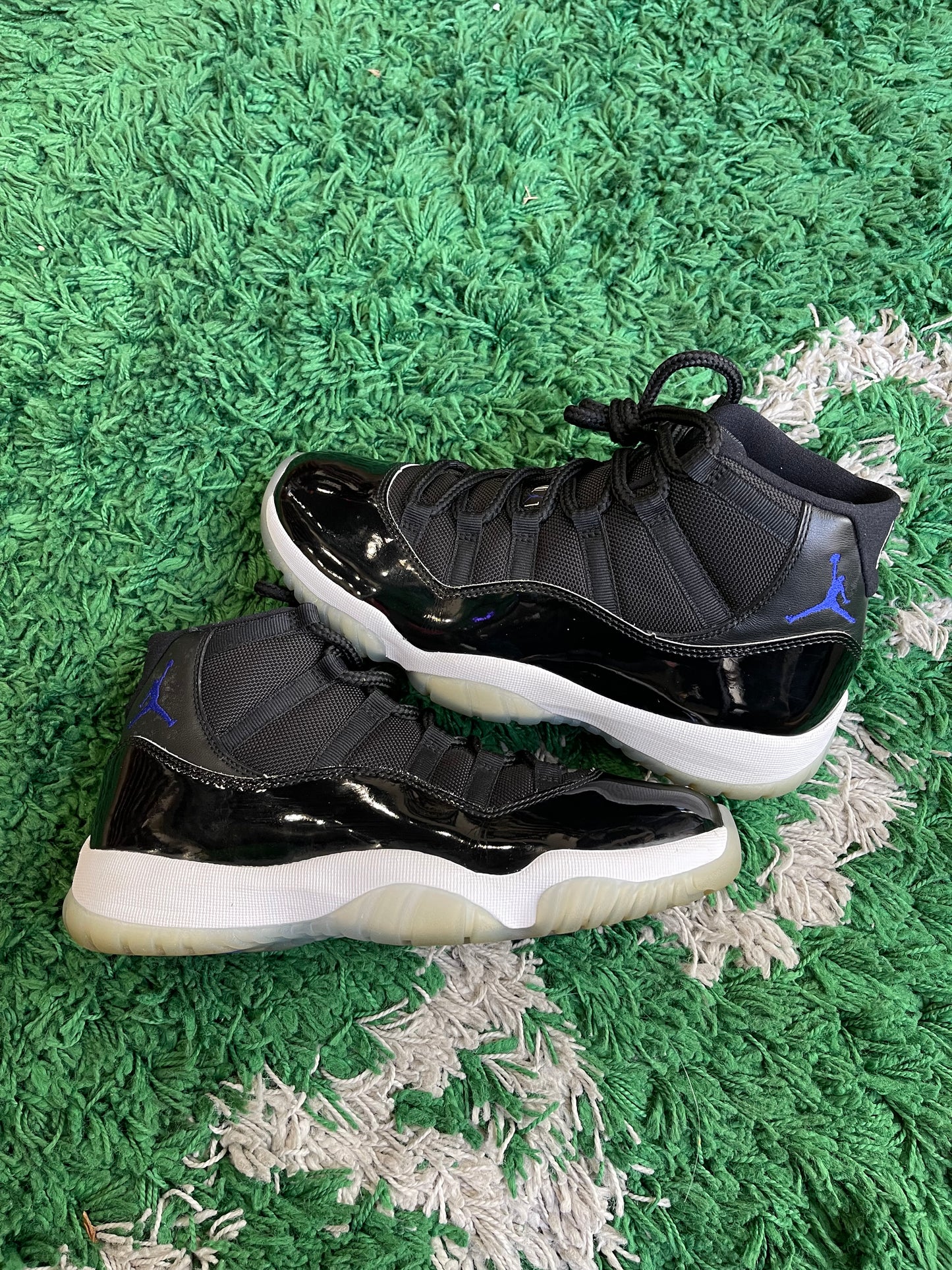 Jordan 11 “Space Jam” (2016)