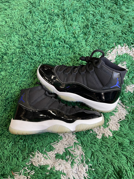 Jordan 11 “Space Jam” (2016)