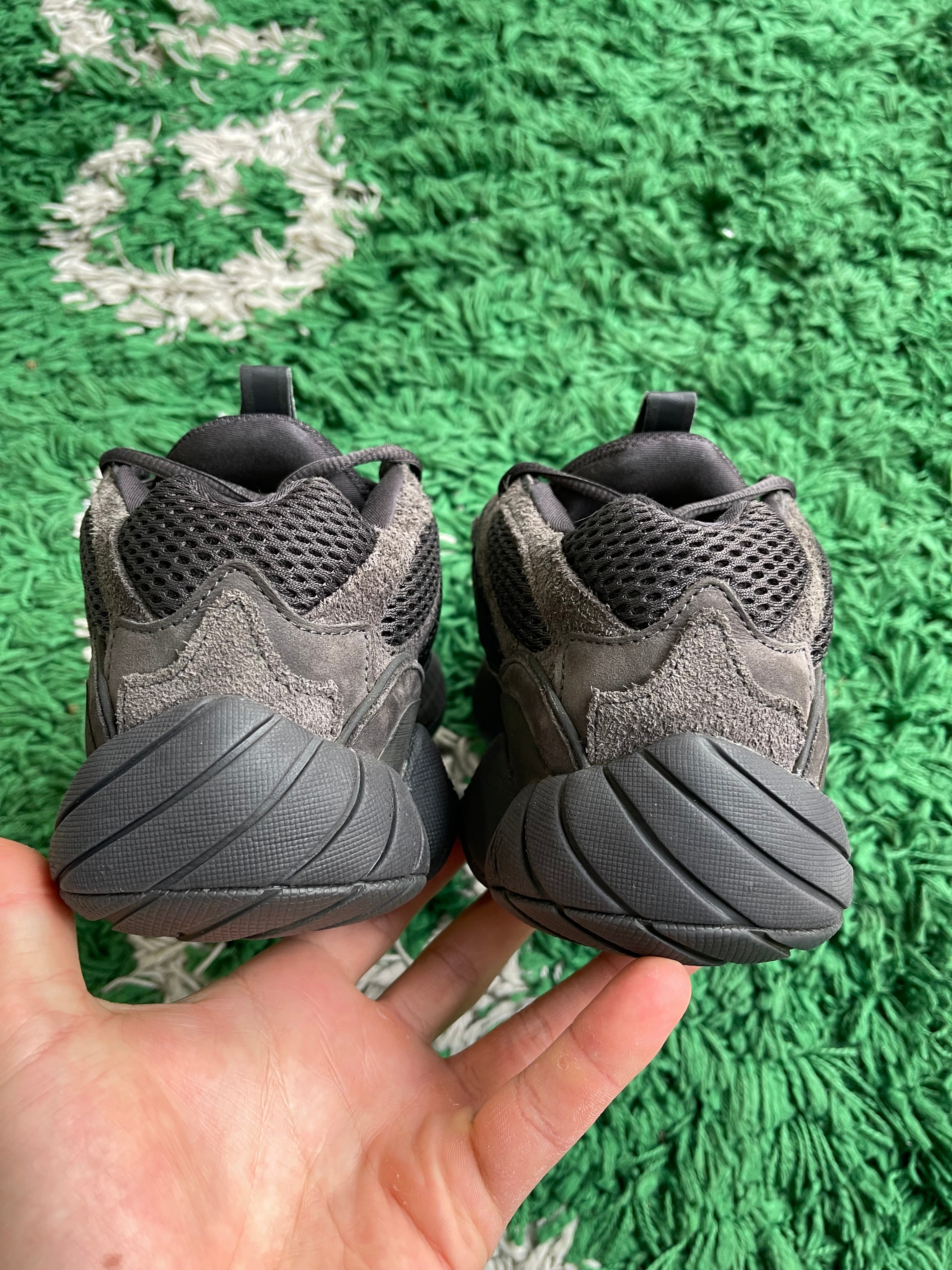 Yeezy 500 “Utility Black”