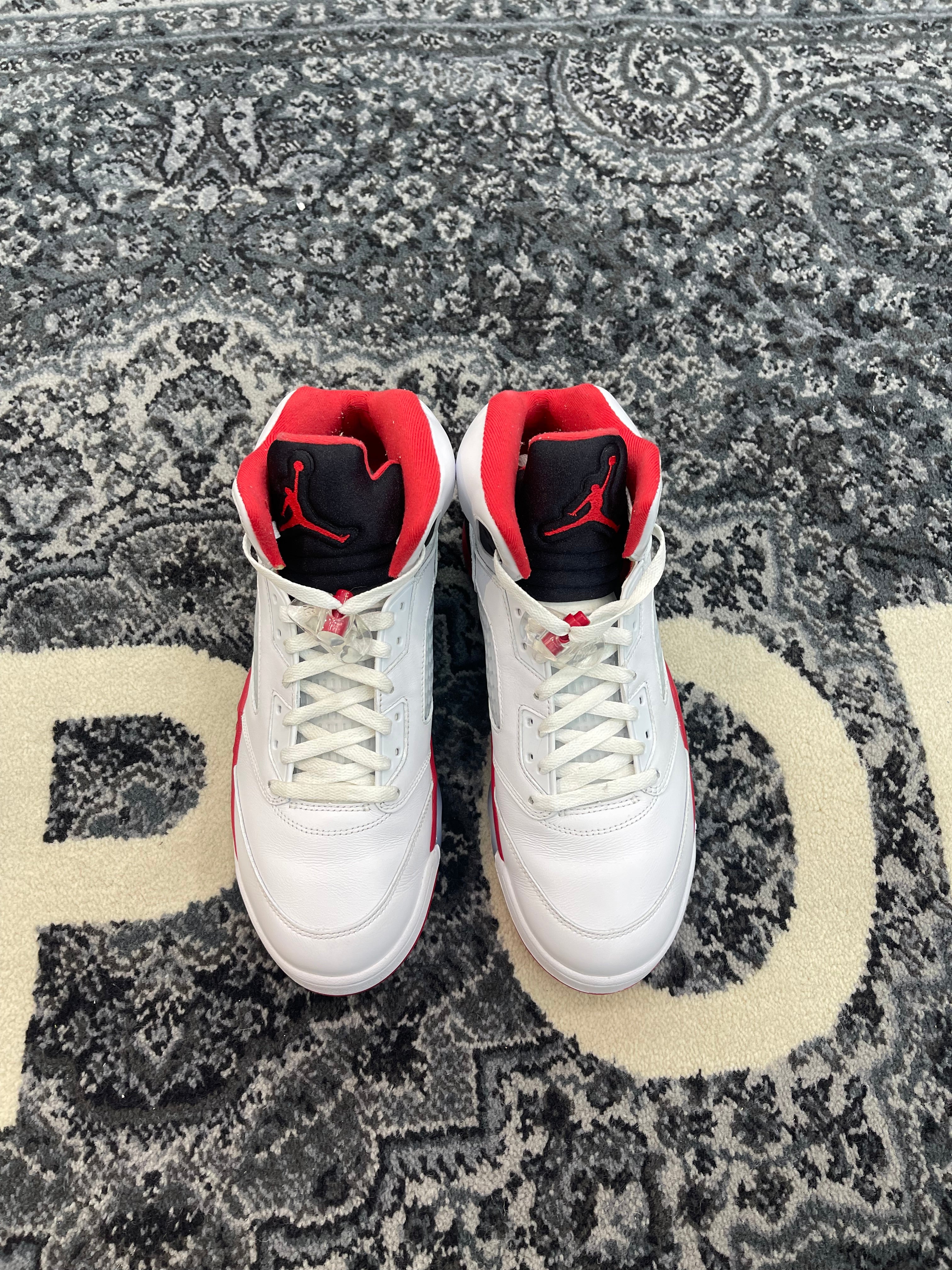 Jordan 5 “Fire Red Black Tongue(2025)”