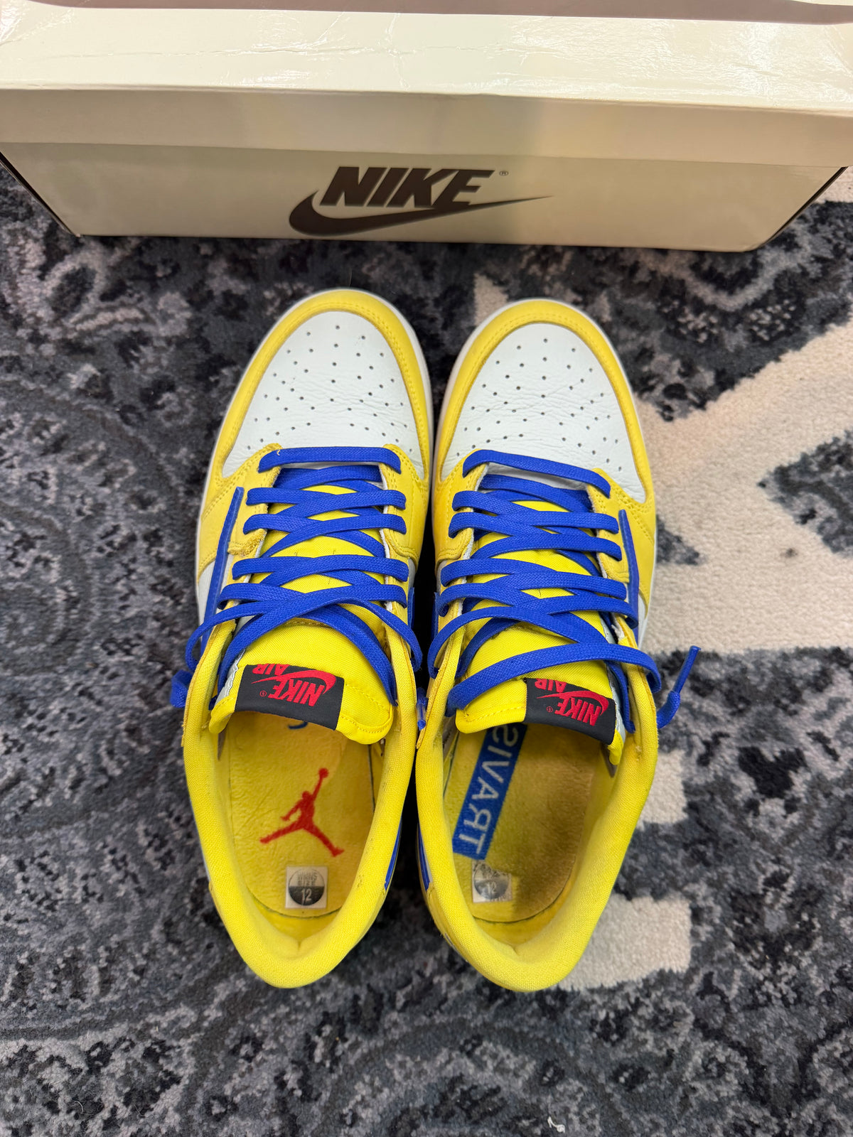 Jordan 1 Low Travis Scott “Canary”