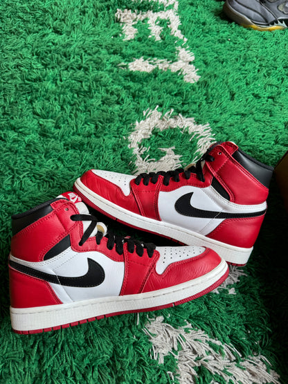 Jordan 1 High “Chicago” (2015)