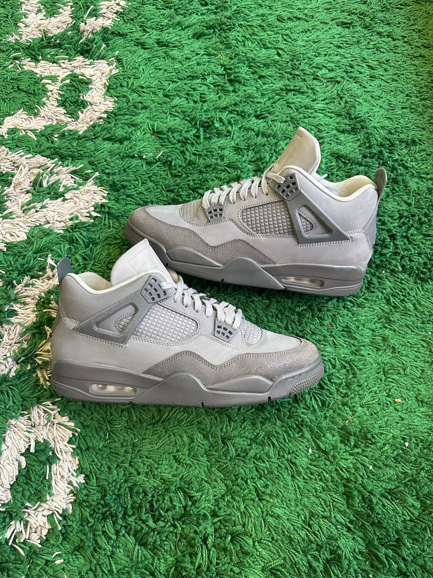 Jordan 4 “Wet Cement”