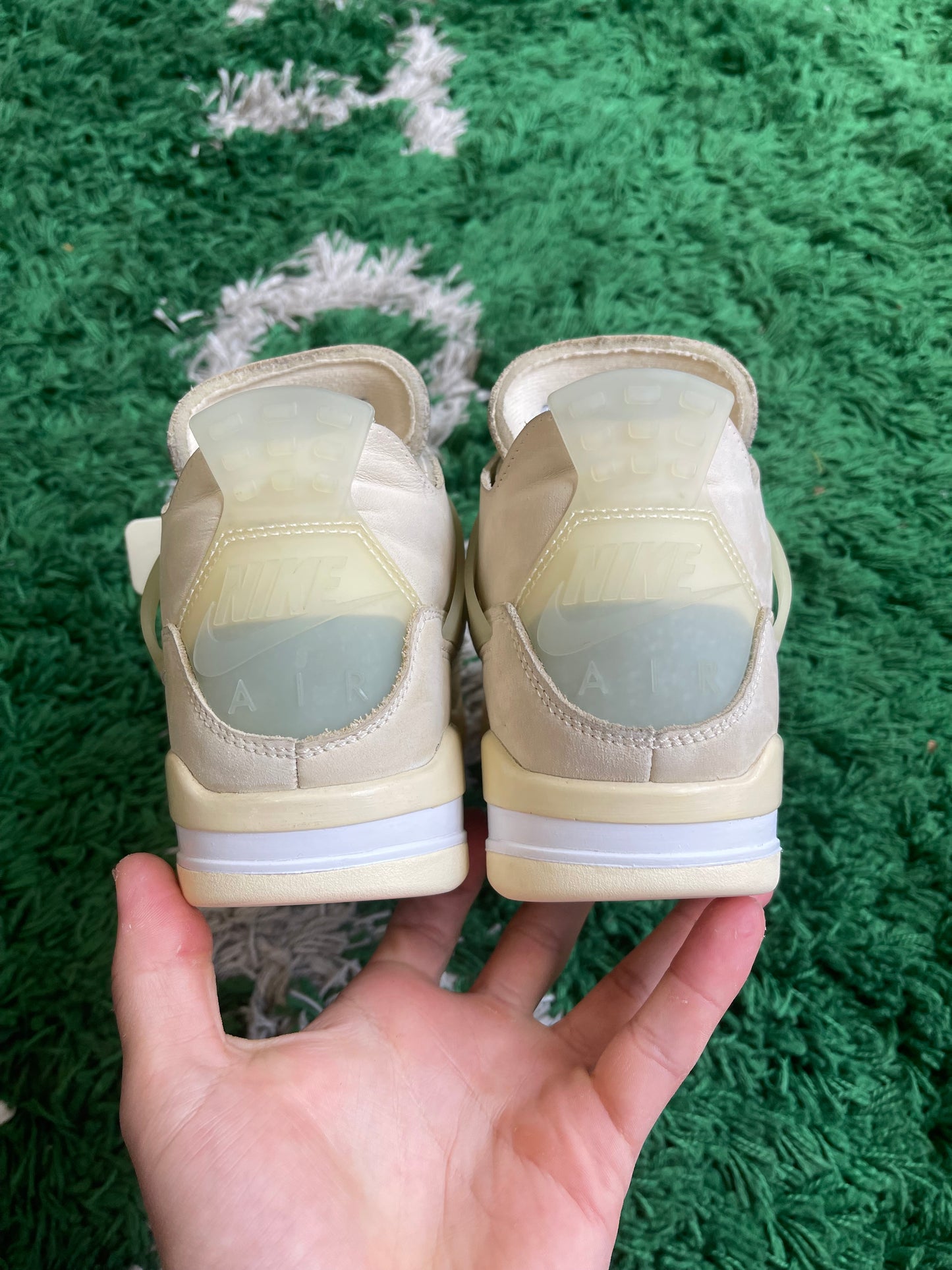 Jordan 4 x Off White “Sail”