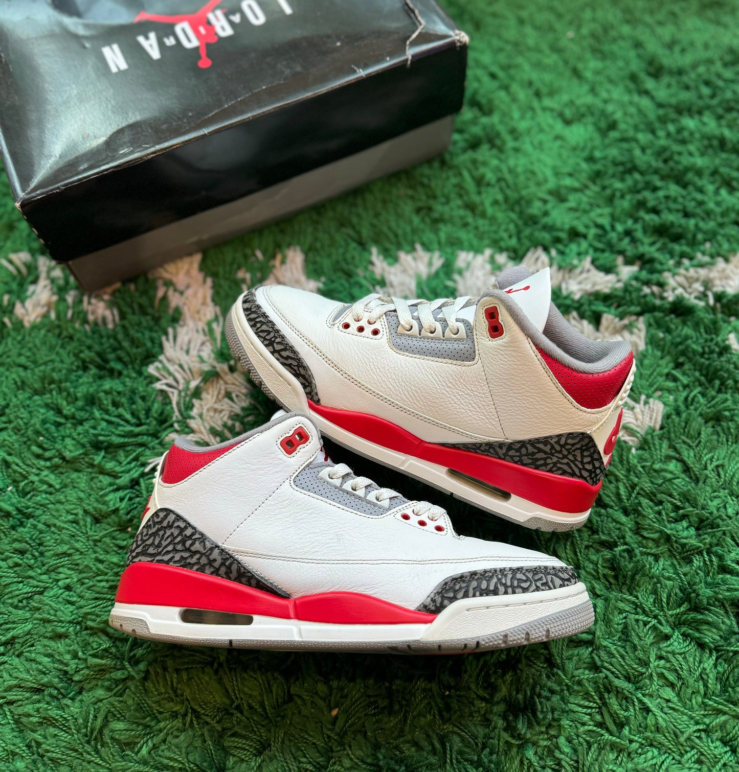 Air Jordan 3 “Fire Red”