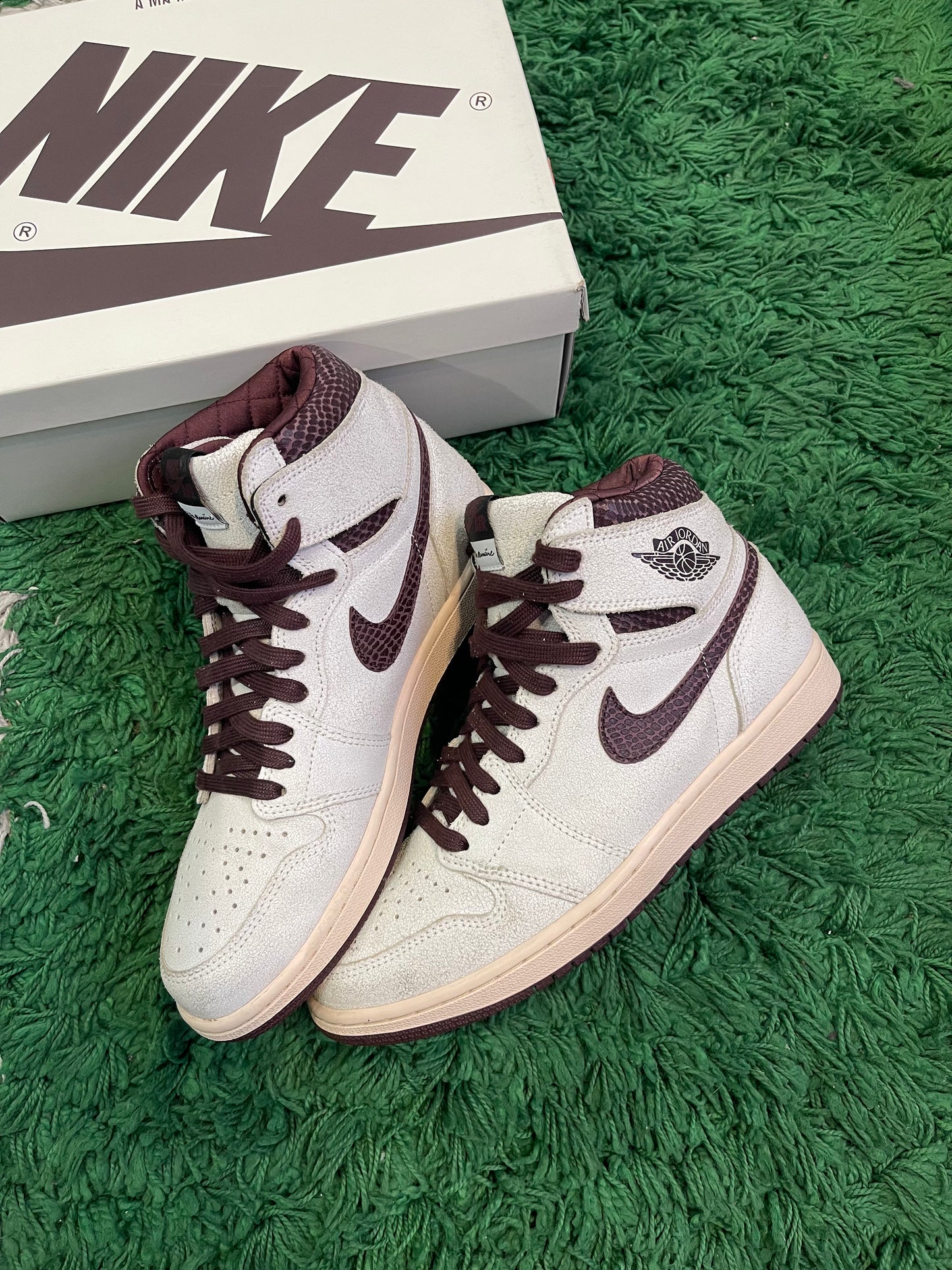 Jordan 1 High “A Ma Maniere”